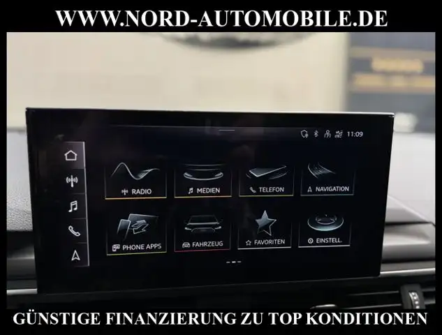 Audi A4 view 24