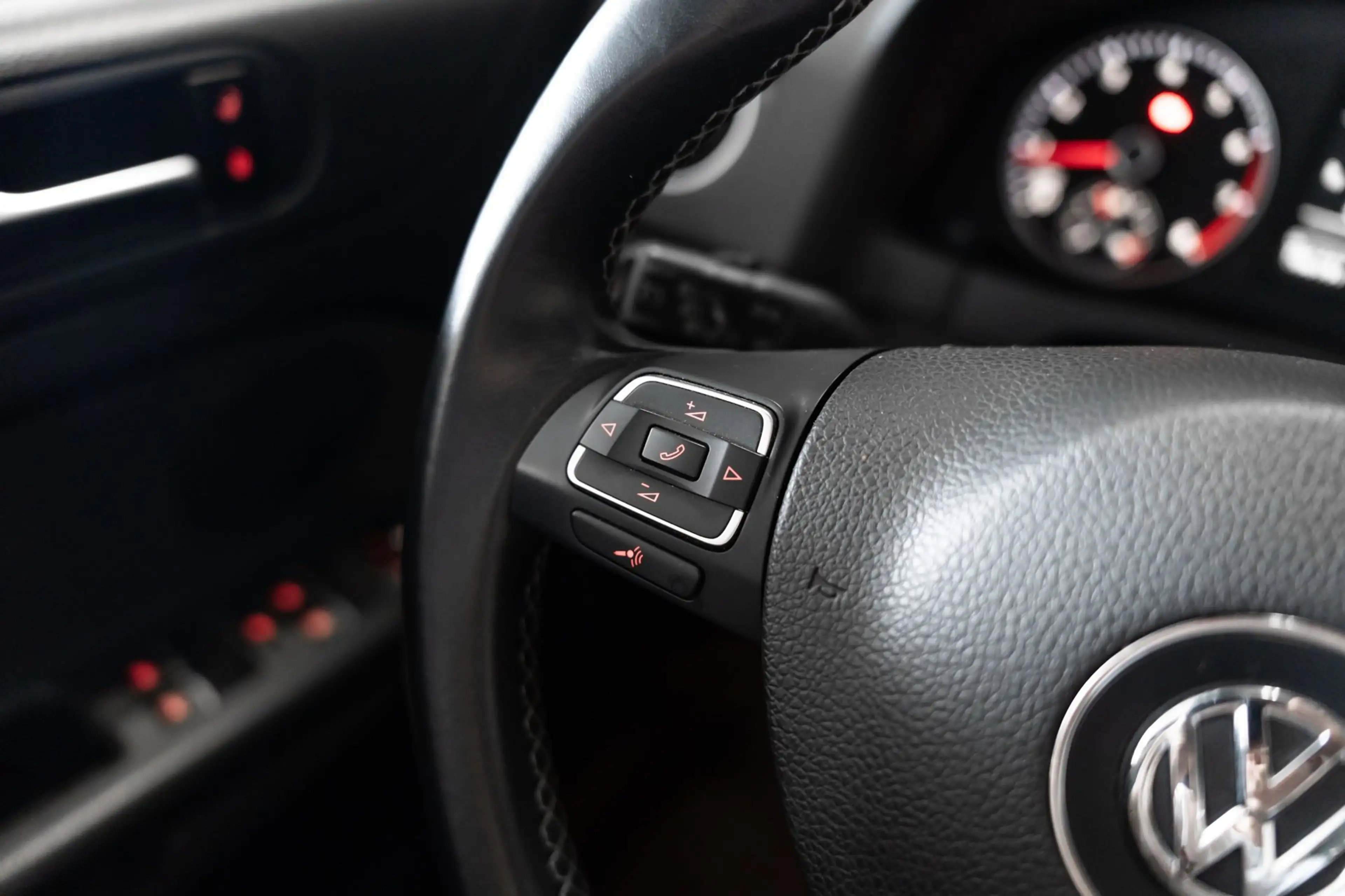 Volkswagen Golf Plus 1.2 TSI Highline BlueMotion I CRUISE CONTROL I PAR — photo 12