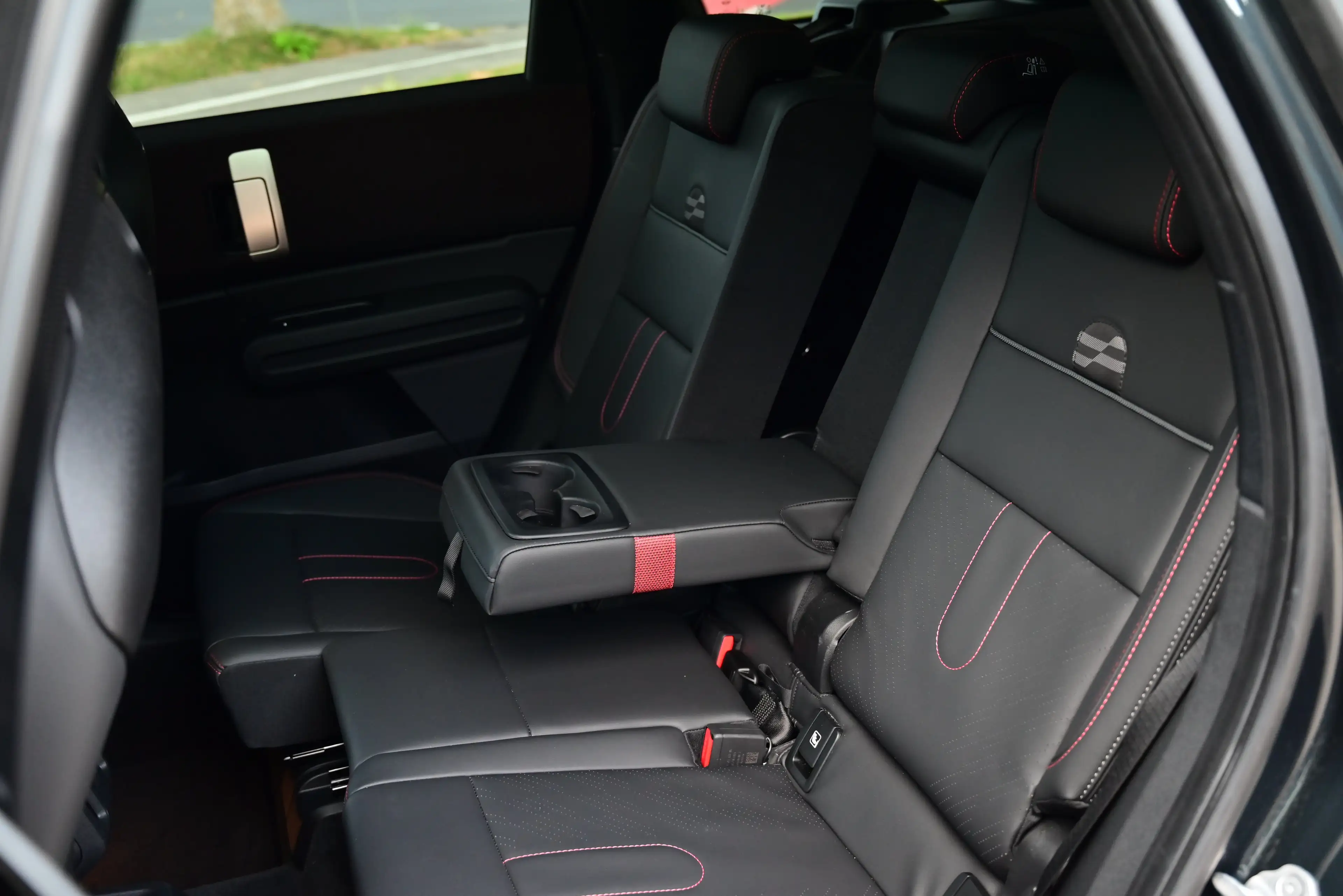 MINI JCW Countryman All4 ALL4 / XL / SUNROOF / ELEK SEATS / 360 CAMERA — photo 11