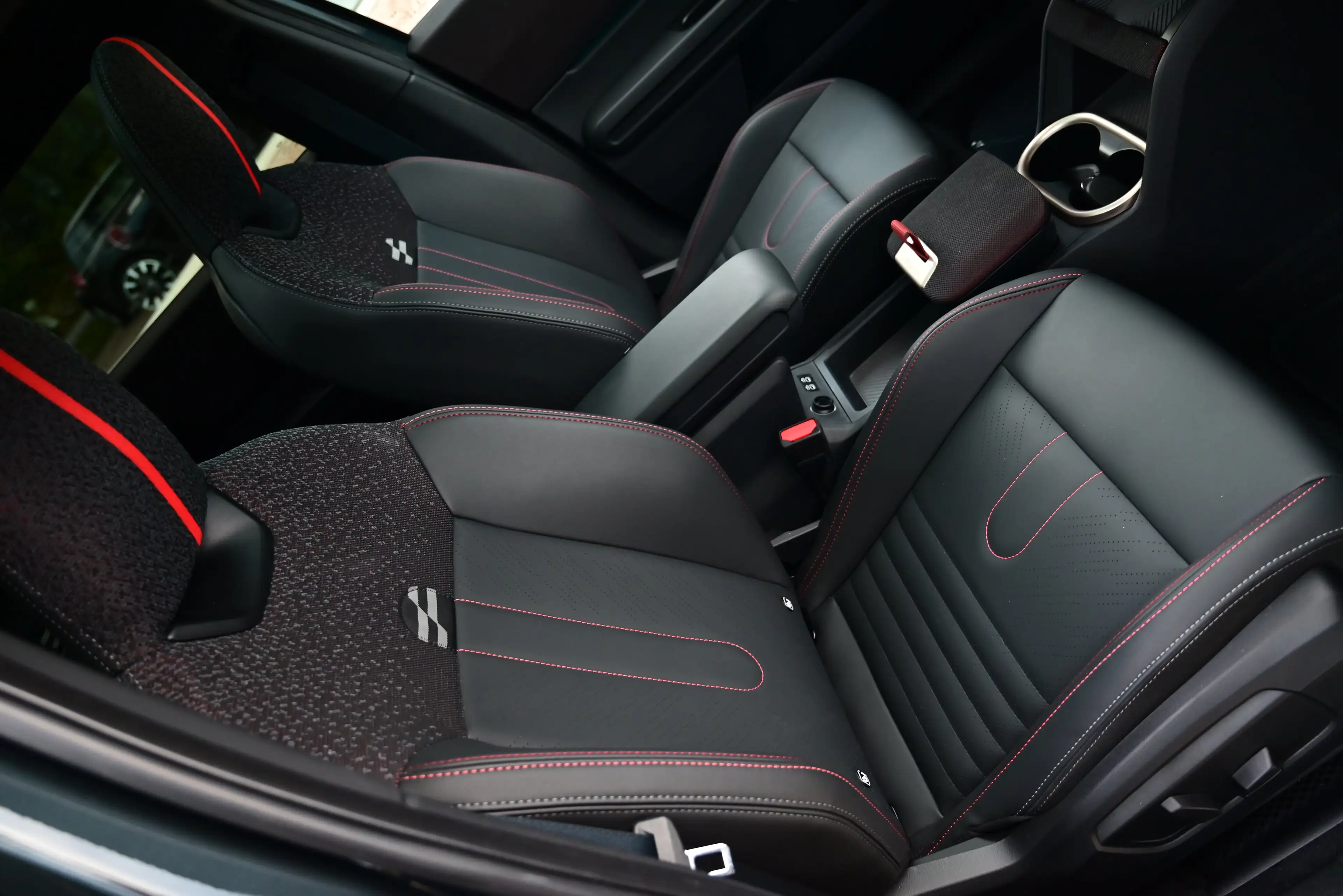 MINI JCW Countryman All4 ALL4 / XL / SUNROOF / ELEK SEATS / 360 CAMERA — photo 13