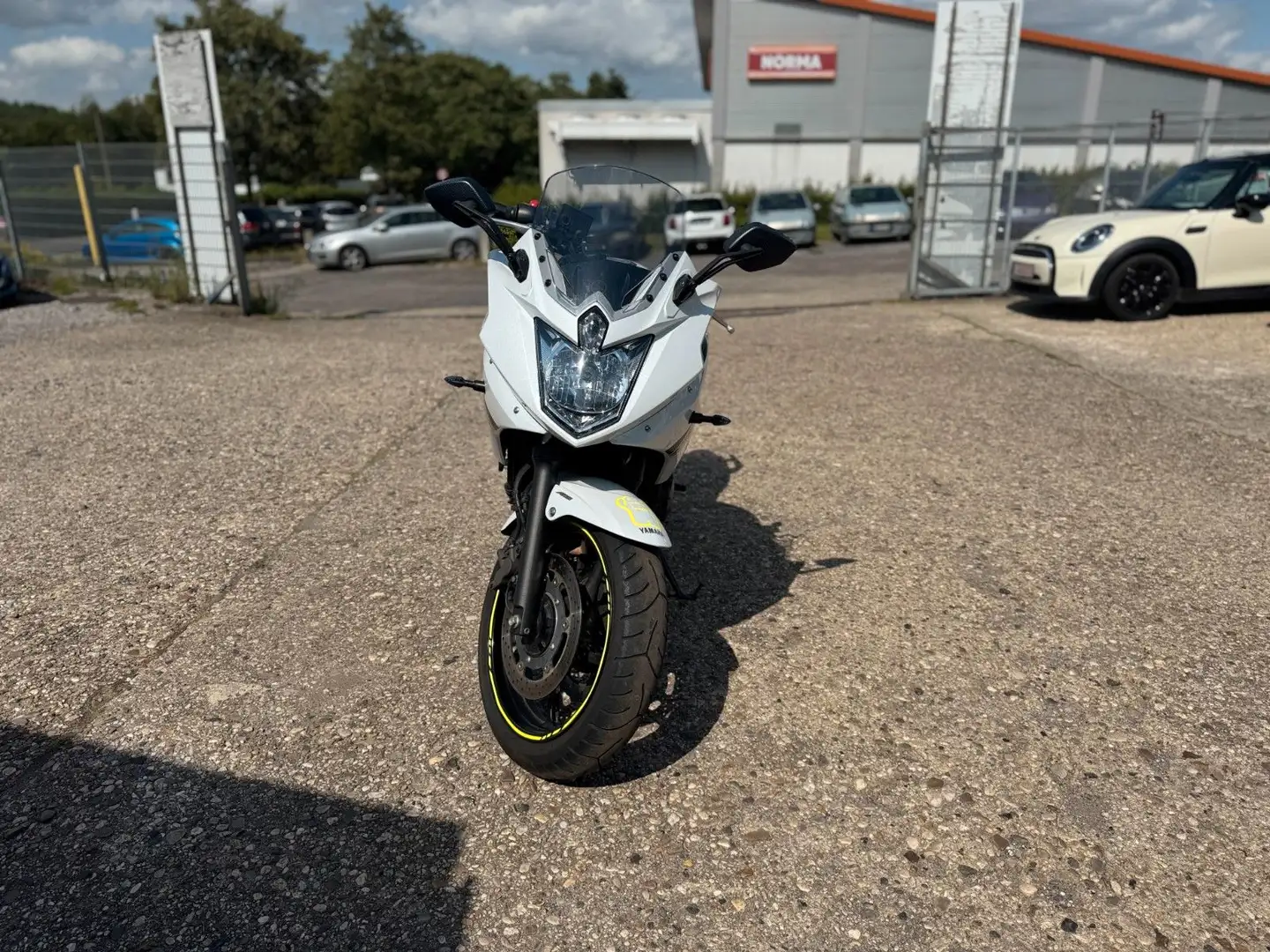 Yamaha XJ 6 Diversion *gedrosselt* Blanc - 2