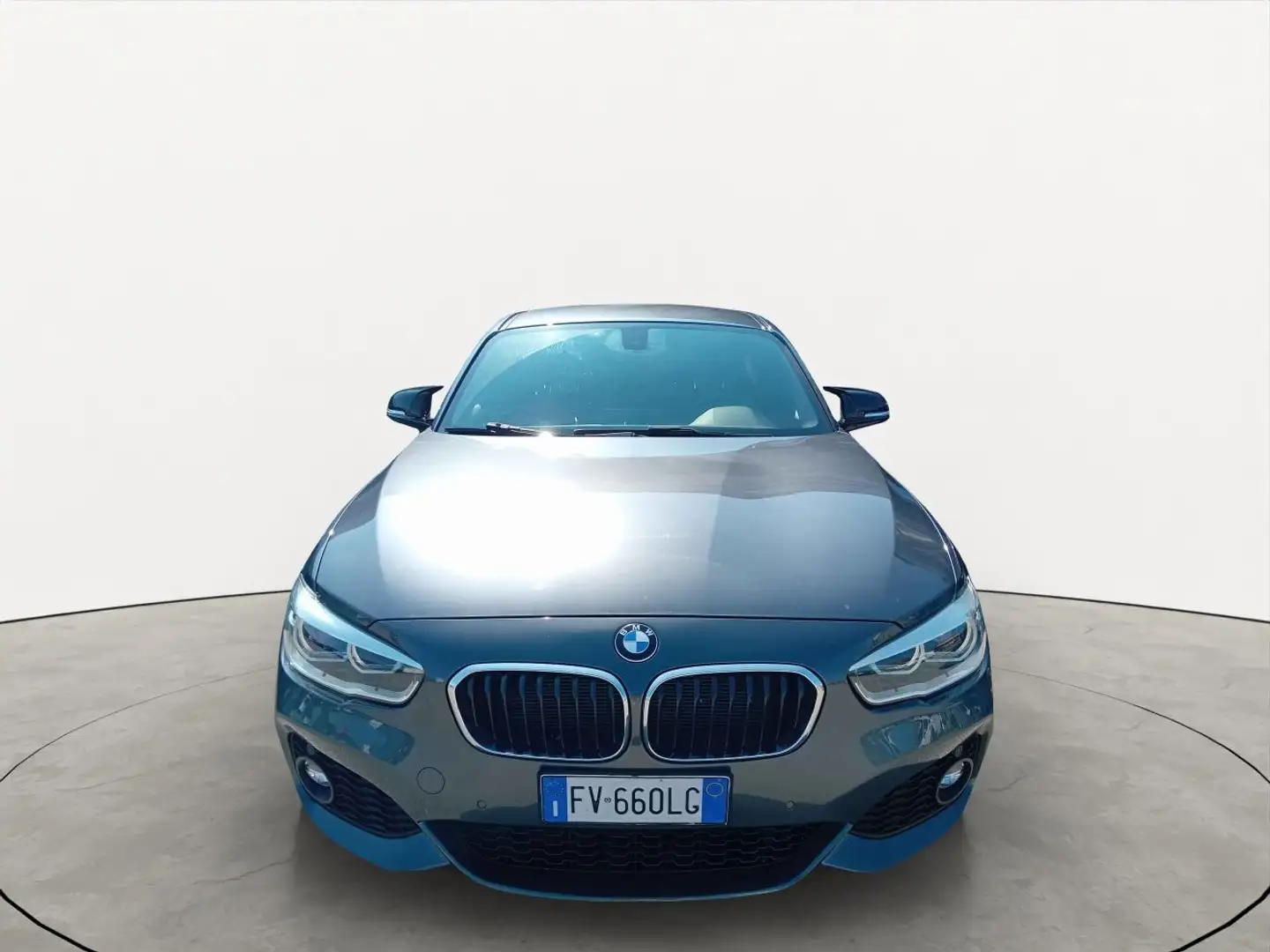 BMW 118 Serie 1 F/20-21 2015 118d Msport 5p auto Grau - 1