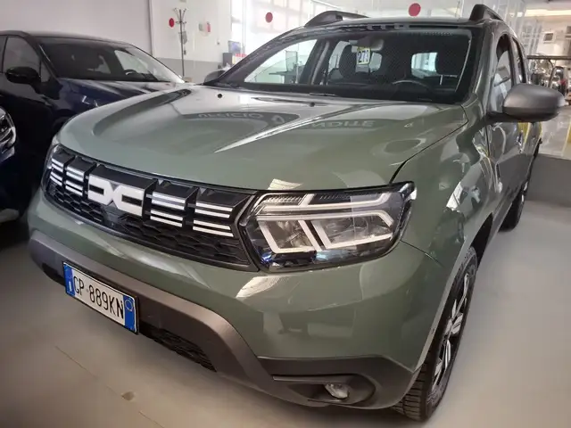 Dacia Duster view 11