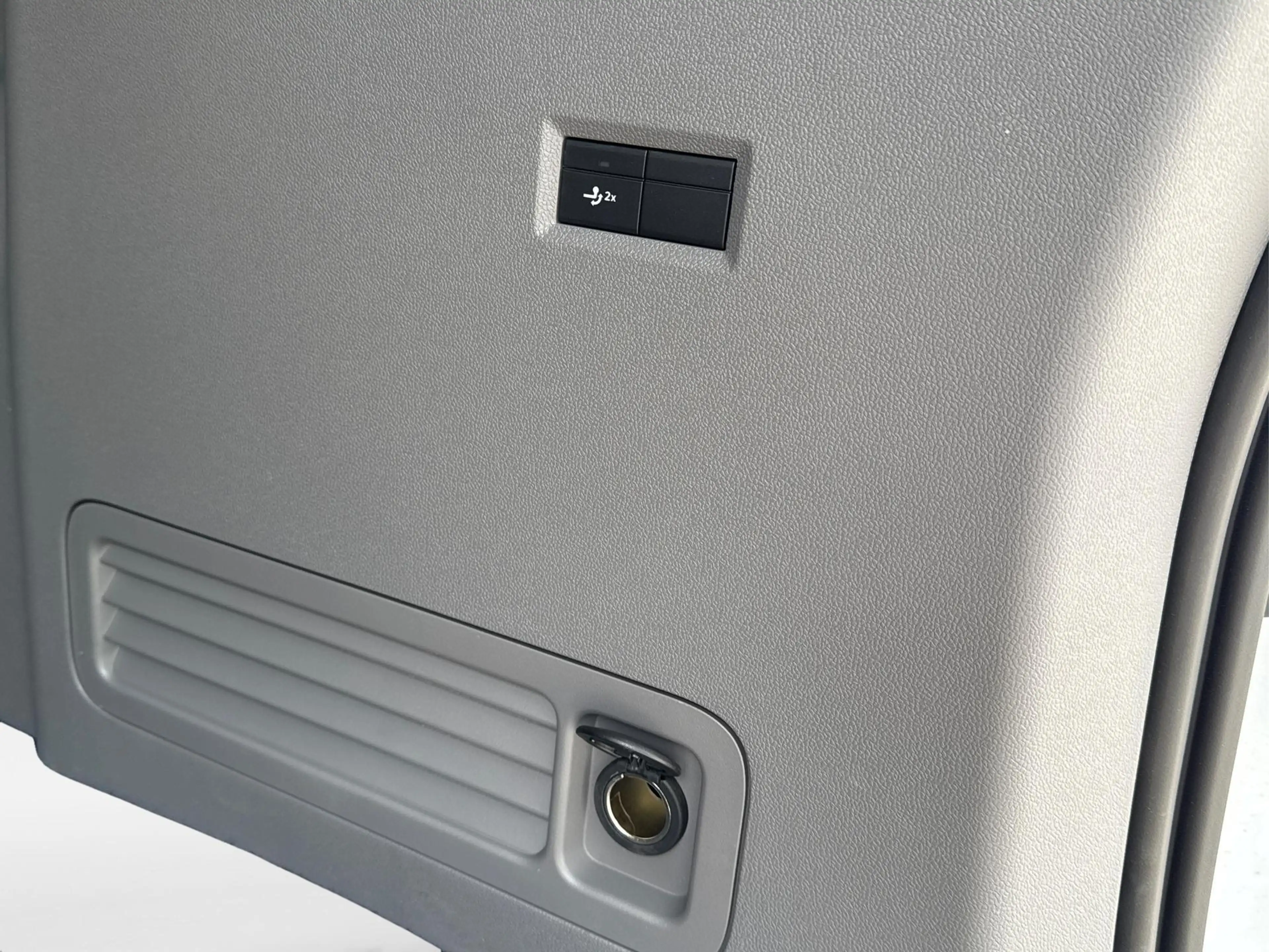 Volkswagen T7 Caravelle Basis KR 9-Sitzer+AHK+LED+KAM+PDC+SHZ+ALU+GJR 2... — photo 13