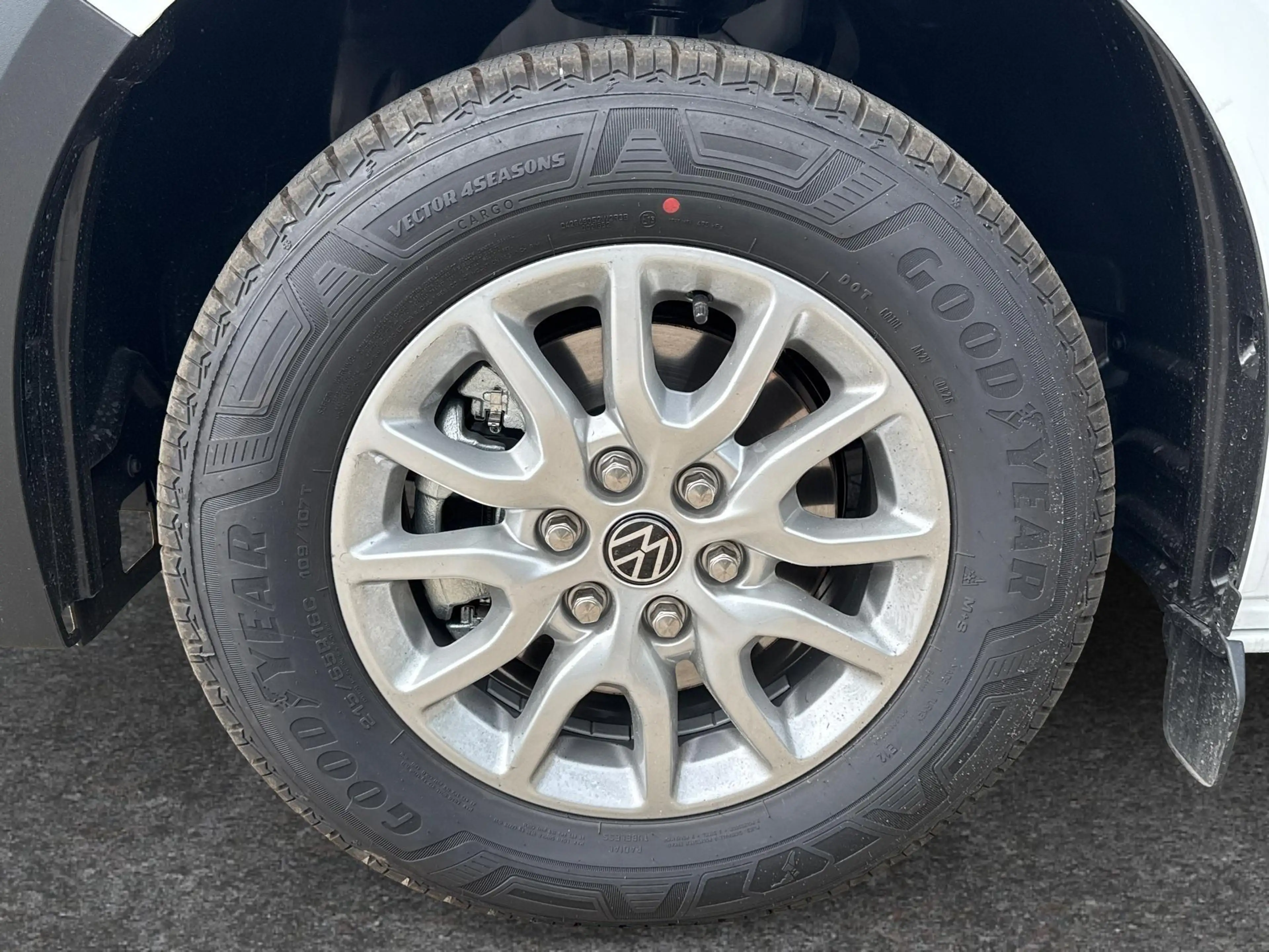 Volkswagen T7 Caravelle Basis KR 9-Sitzer+AHK+LED+KAM+PDC+SHZ+ALU+GJR 2... — photo 12