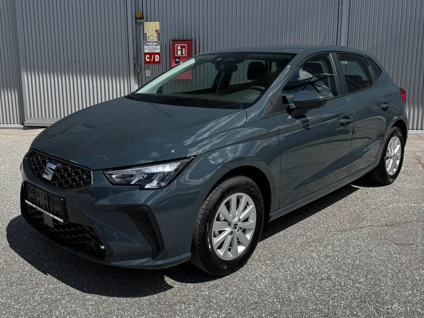 SEAT Ibiza Ibiza 1,0 Reference Edition Reference Edition Blau - 2