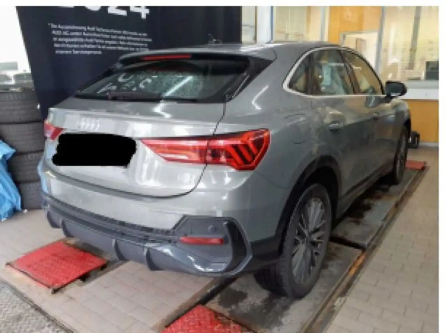 Audi Q3 45 TFSIe S tro*LED*Virtual*Navi+*AP Grau - 2