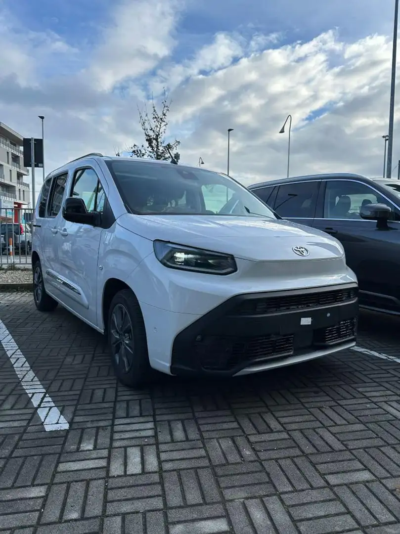 Toyota Proace City Proace City Verso 1.5D 130 CV S&S L1 Luxury Wit - 2