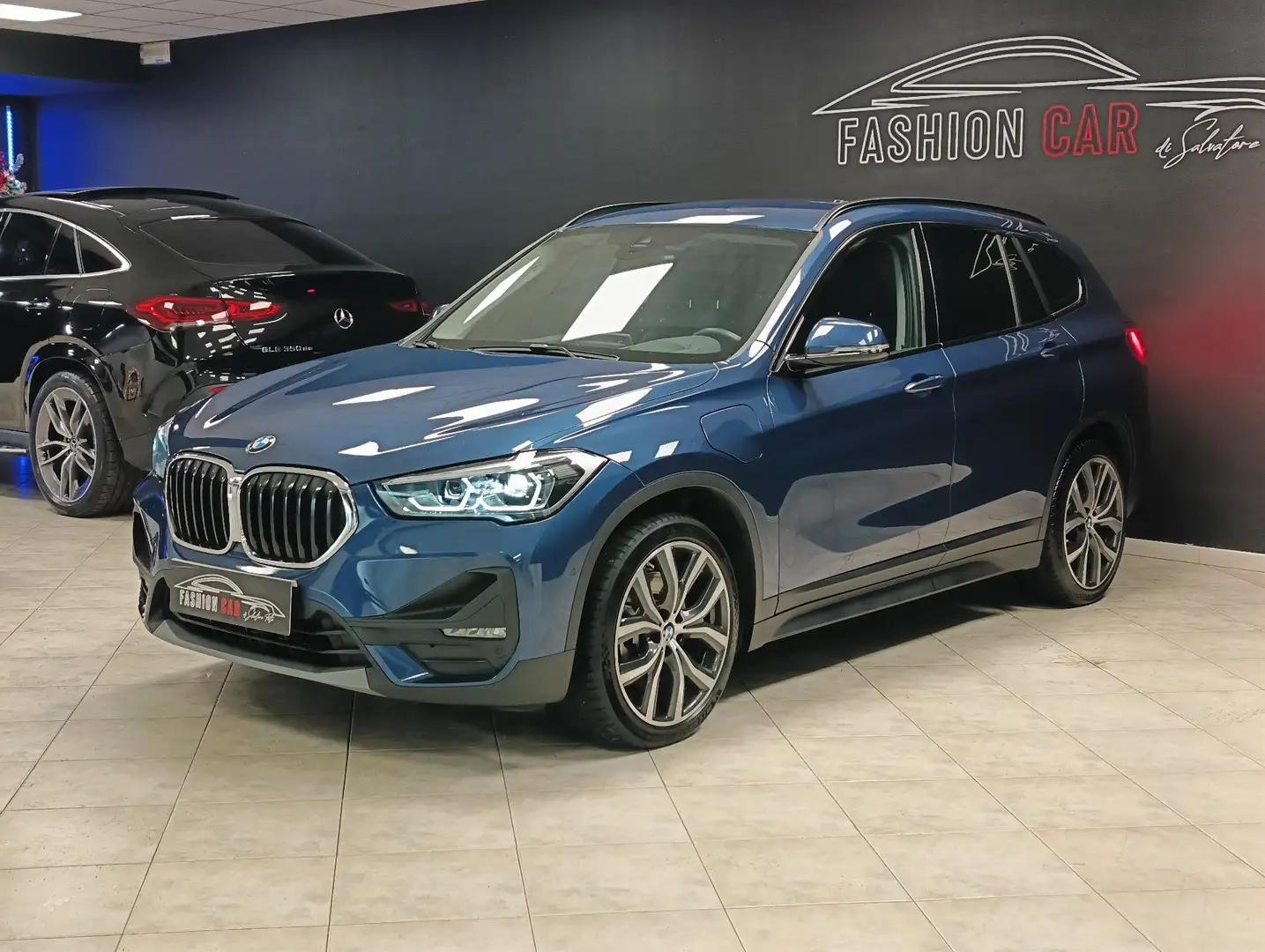 BMW X1 X1 F48 2019 xdrive25e xLine auto Bleu - 2