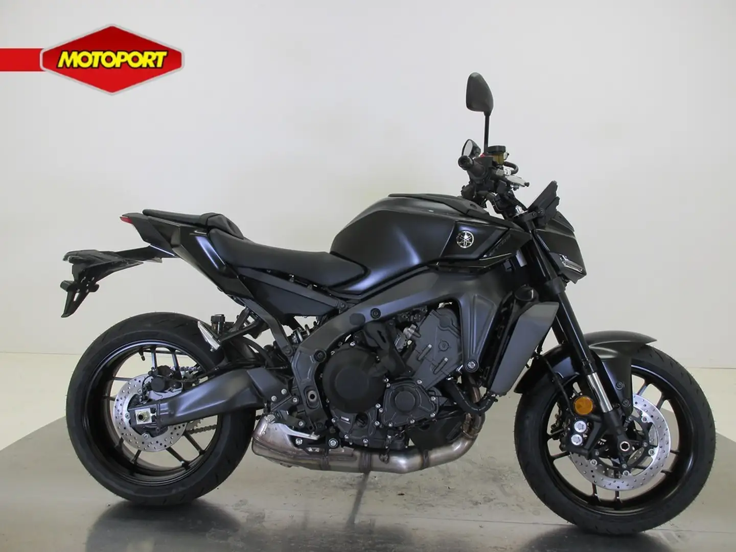 Yamaha MT-09 Y-AMT Zwart - 1