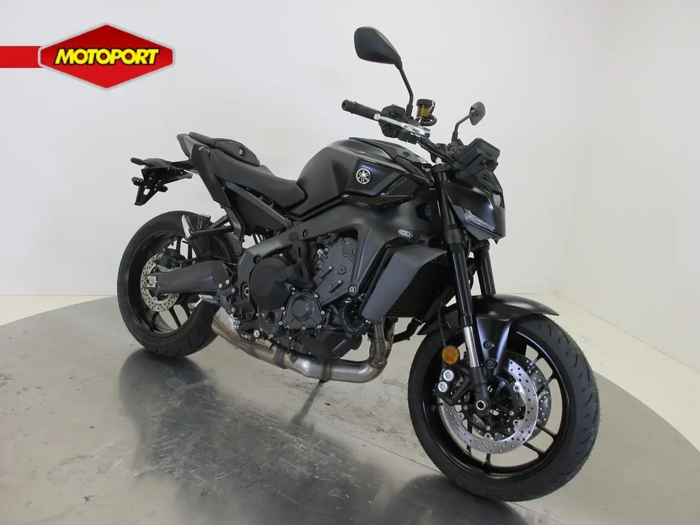 Yamaha MT-09 Y-AMT Zwart - 2