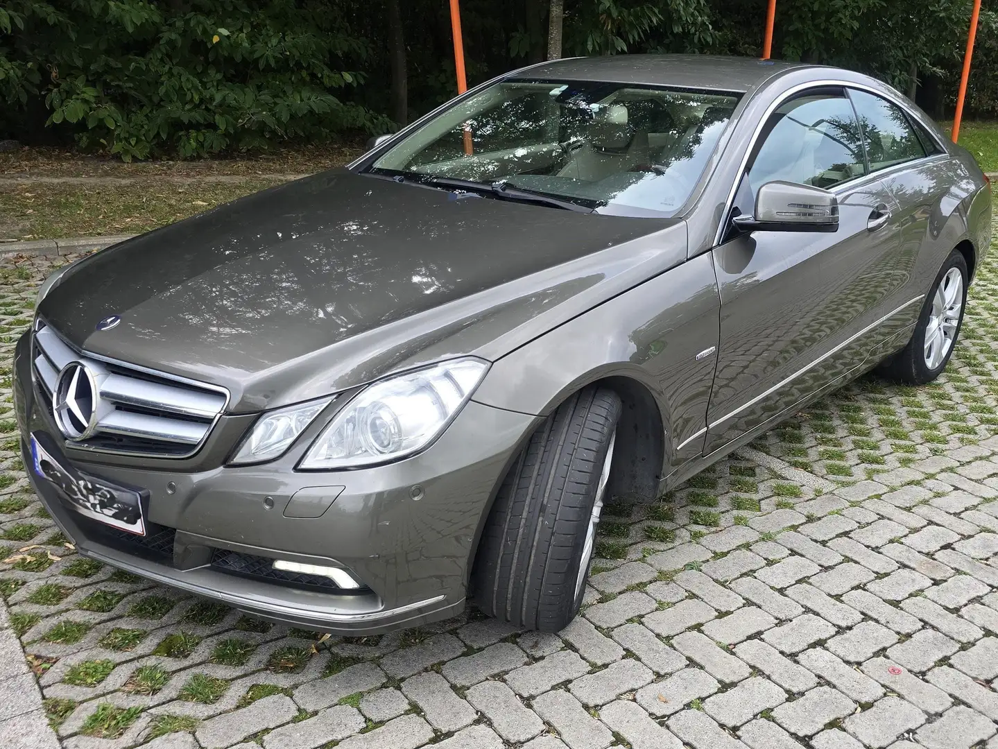 Mercedes-Benz E 350 E 350 CDI DPF C BlueEFFICIENCY 7G-TRONIC Brun - 1