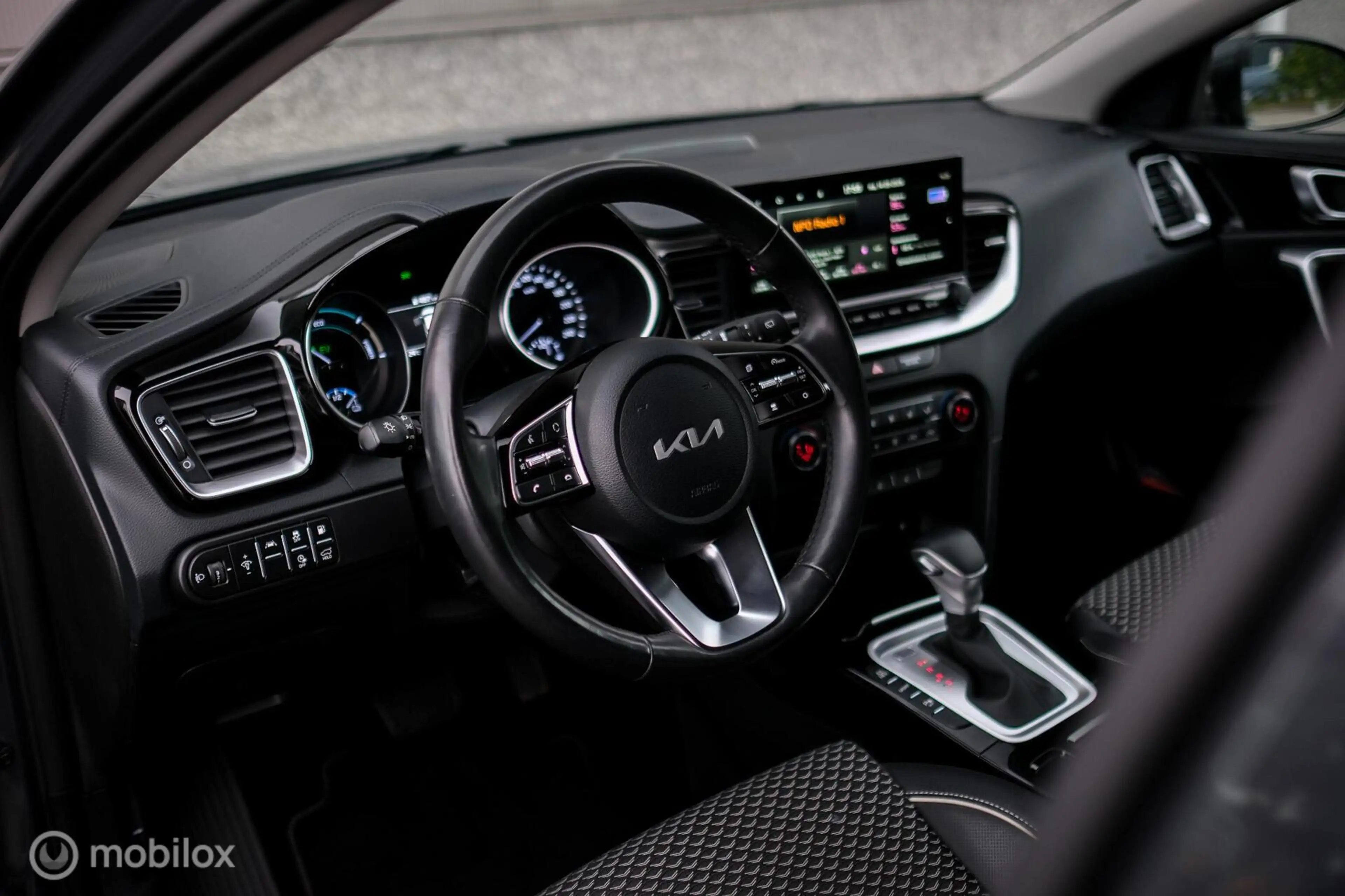 Kia XCeed 1.6 GDi PHEV DynamicPlusLine | Trekhaak | NL auto — photo 2