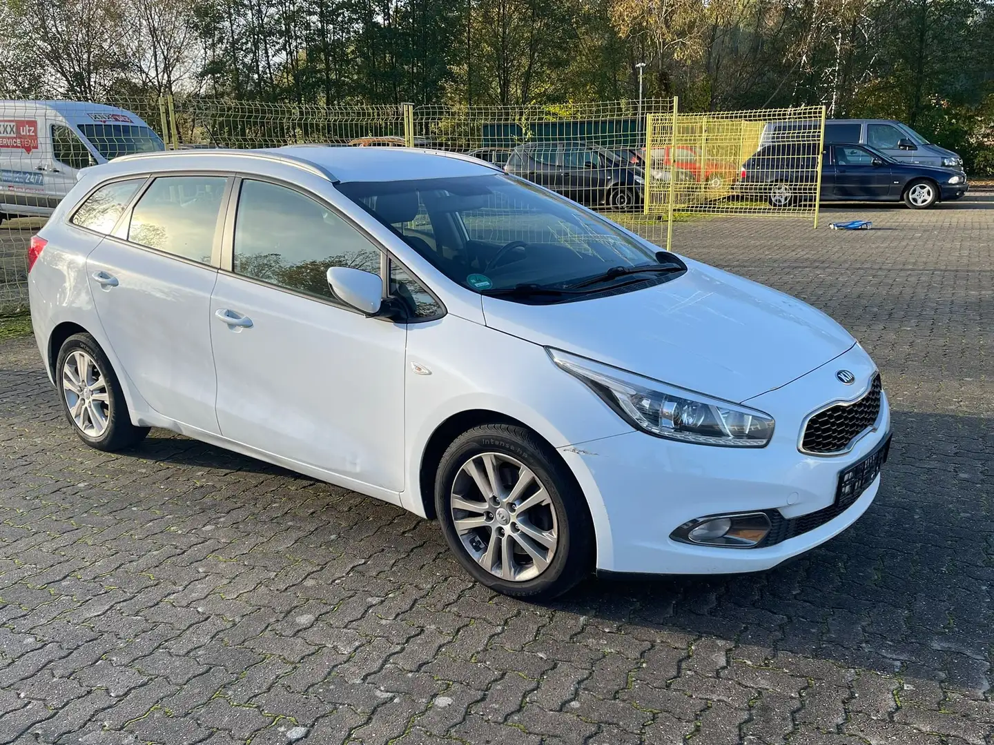 Kia Ceed SW / cee'd SW 1.6 CRDI Edition Blanc - 2