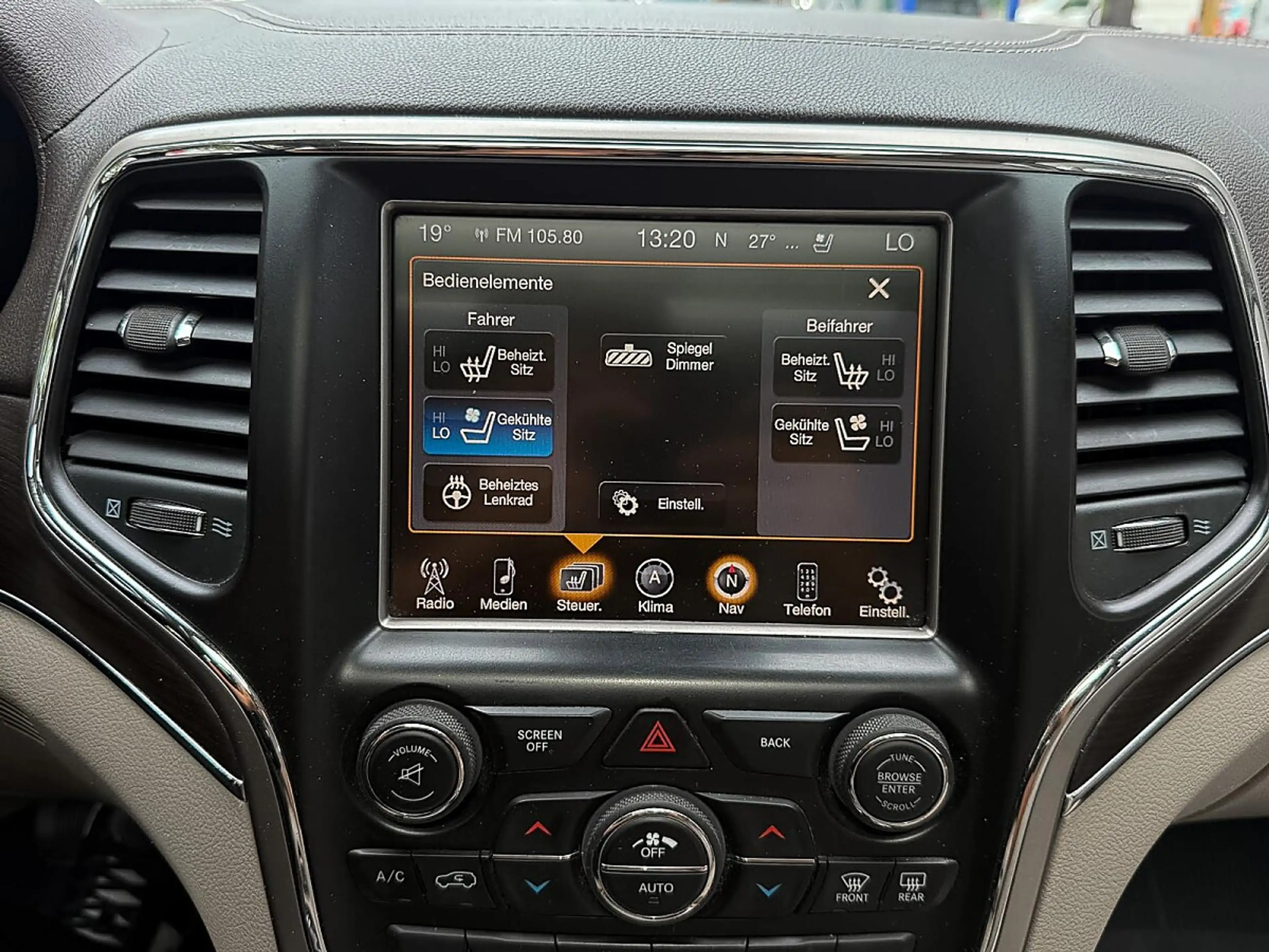 Jeep Grand Cherokee 3,0 V6 CRD Overland | PICKERL BIS 02/2027 | — photo 15
