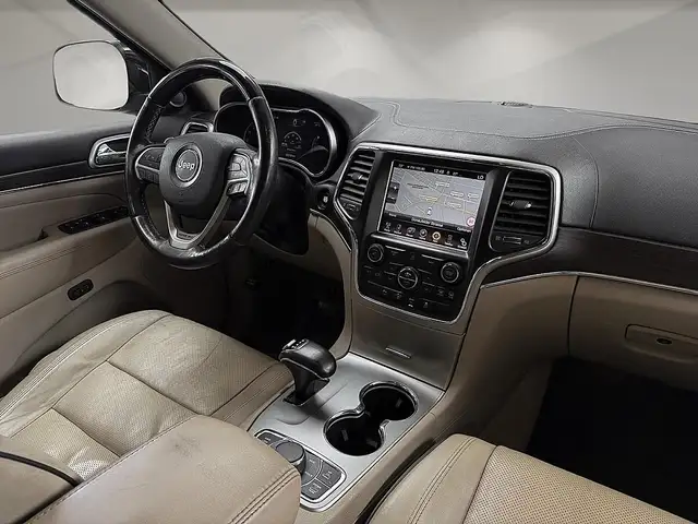 Jeep Grand Cherokee view 10