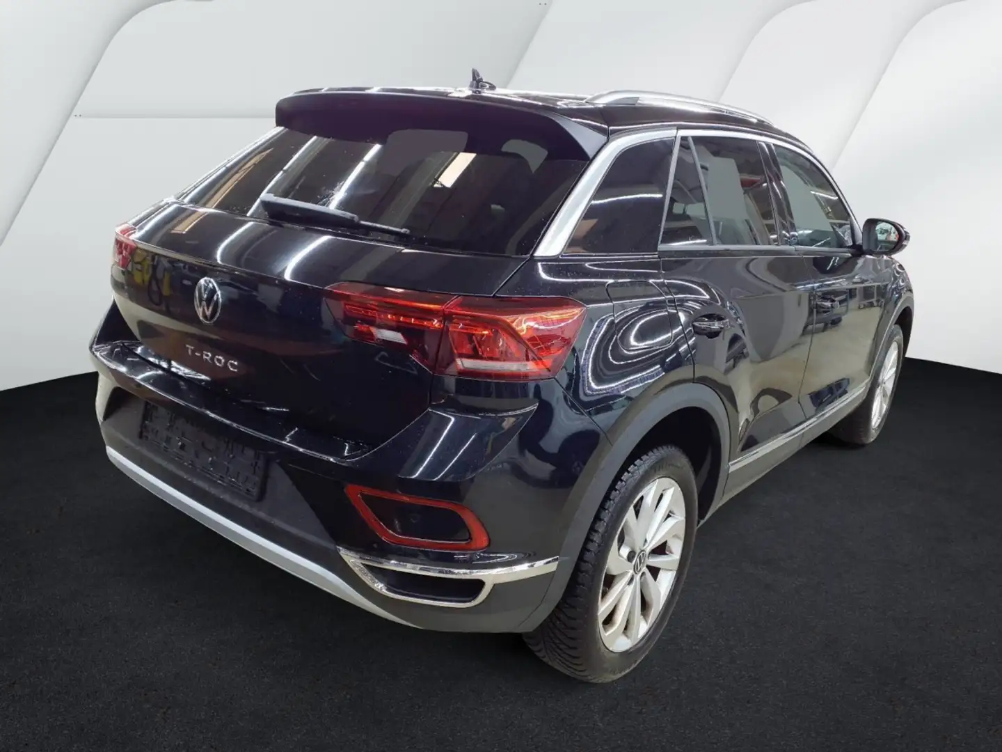 Volkswagen T-Roc Style 1.5 TSI Alcantara AHK Navi Sitzh. PDC GRA Schwarz - 2