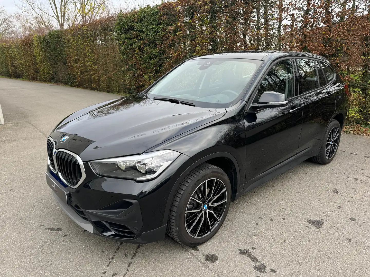 BMW X1 / NAV / / PDC / Schwarz - 1