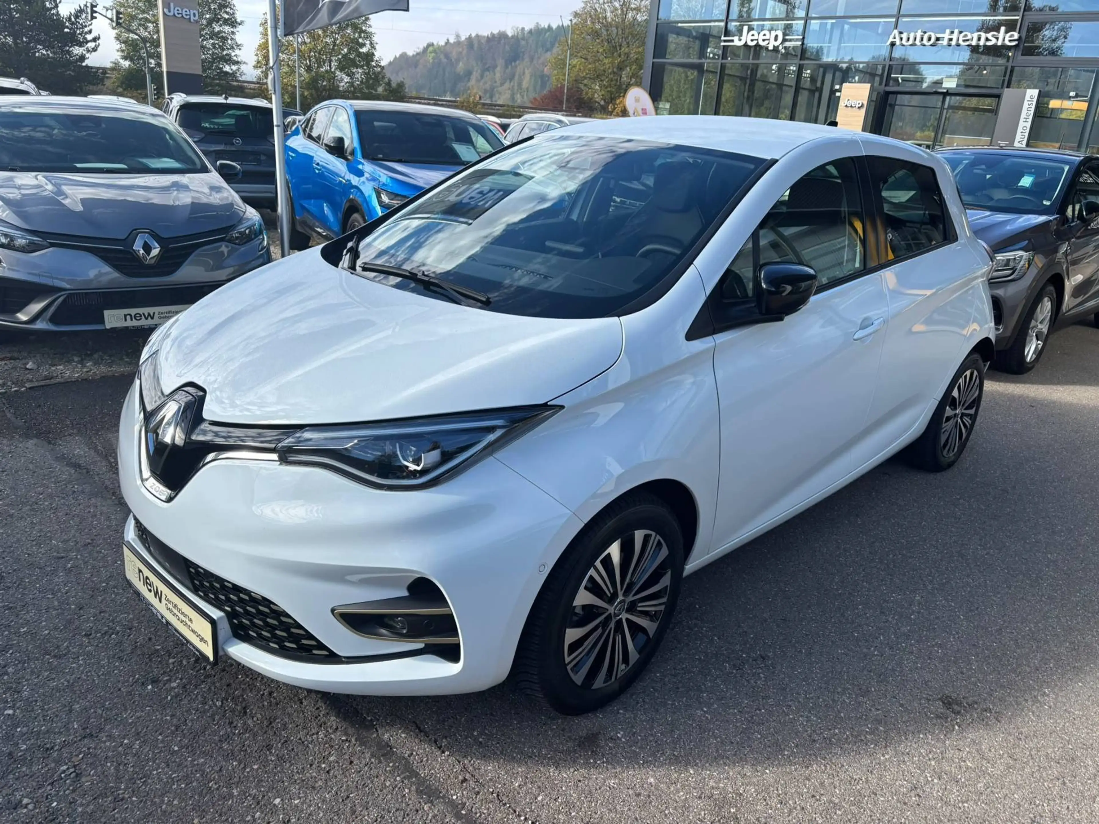 Renault ZOE Iconic — photo 3