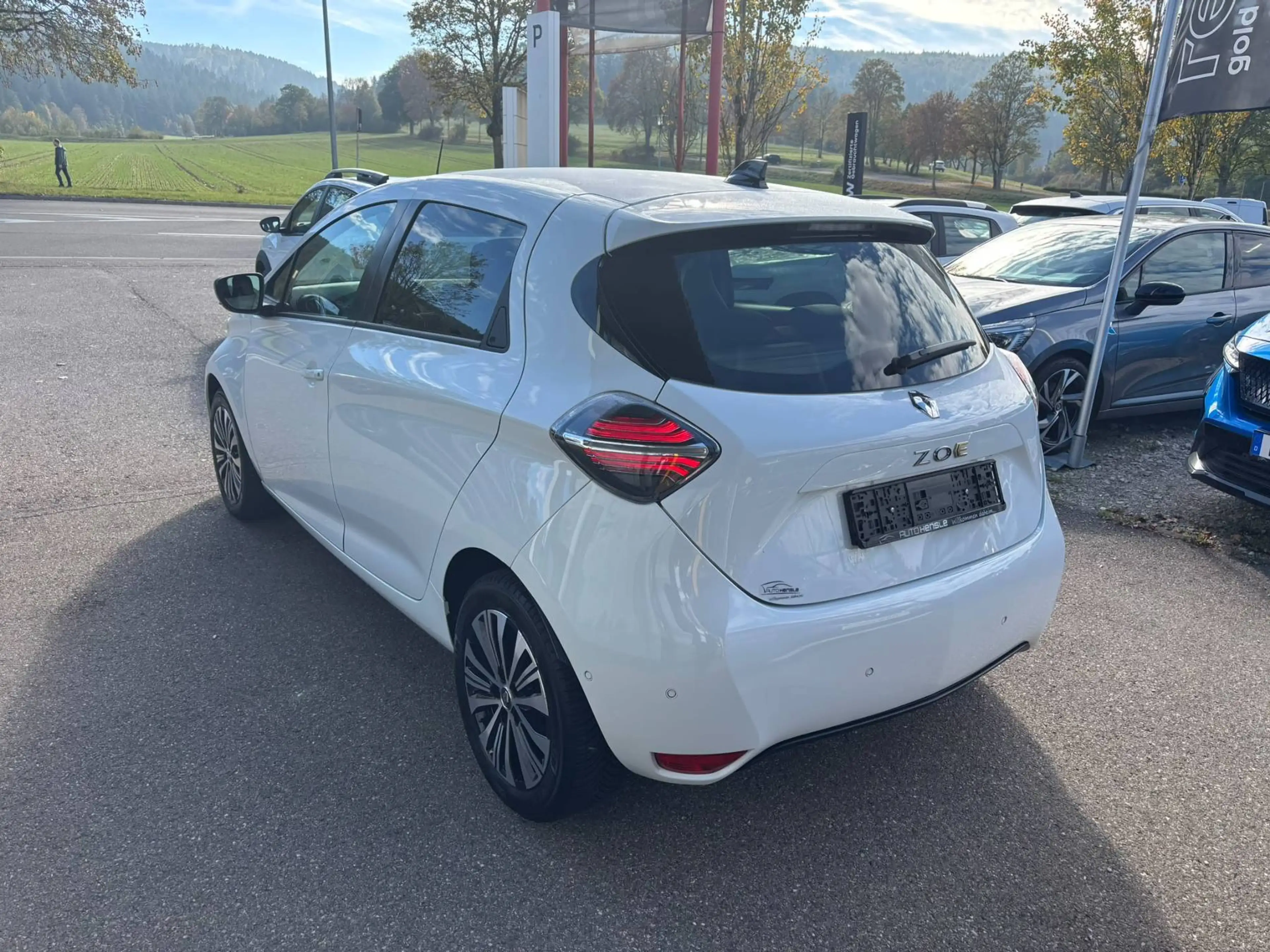 Renault ZOE Iconic — photo 4