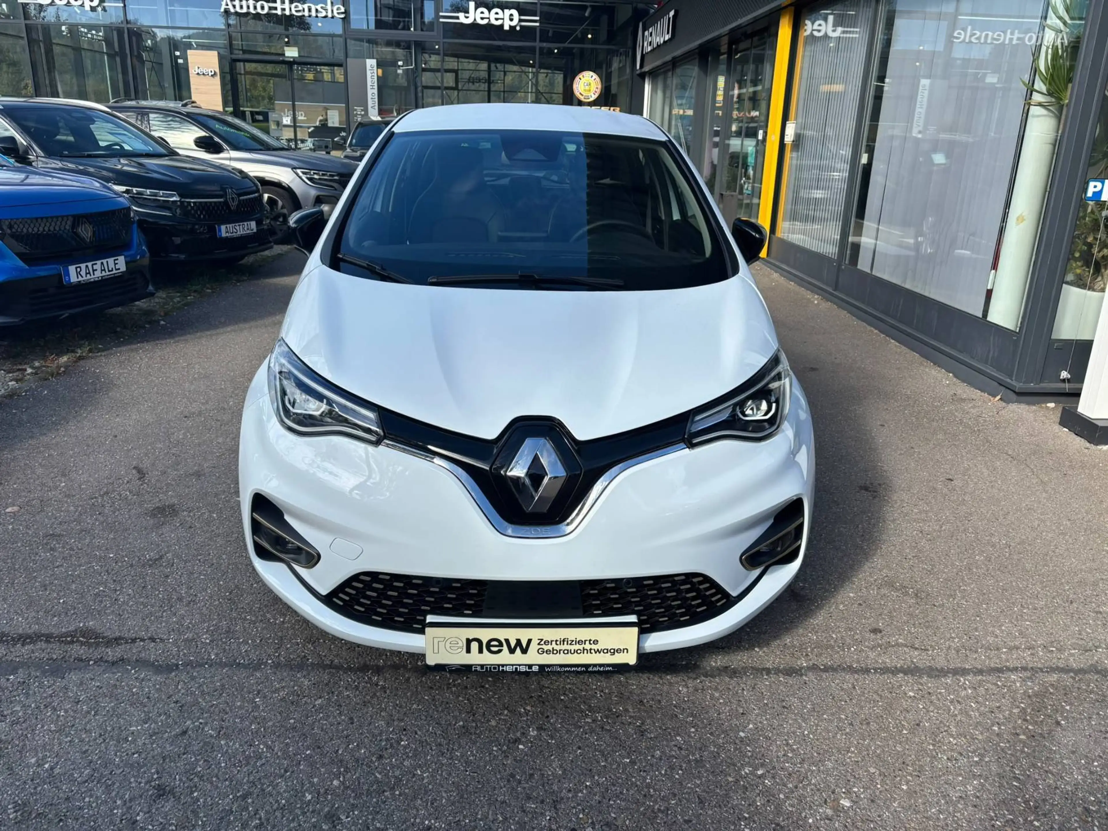 Renault ZOE Iconic — photo 2