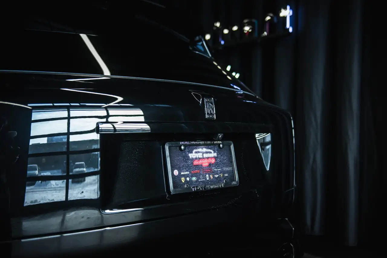 Rolls-Royce Cullinan снимка Rolls-Royce Cullinan