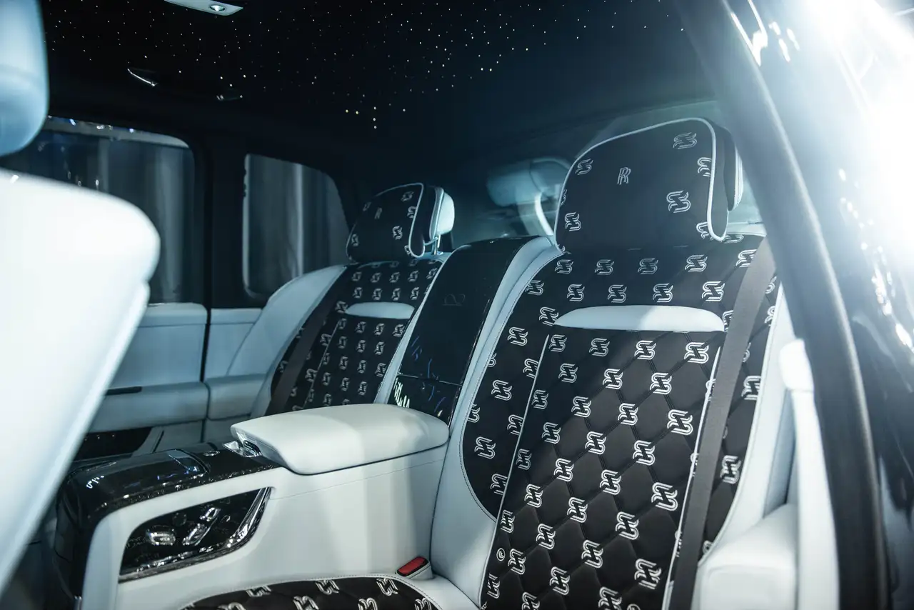 Rolls-Royce Cullinan снимка Rolls-Royce Cullinan