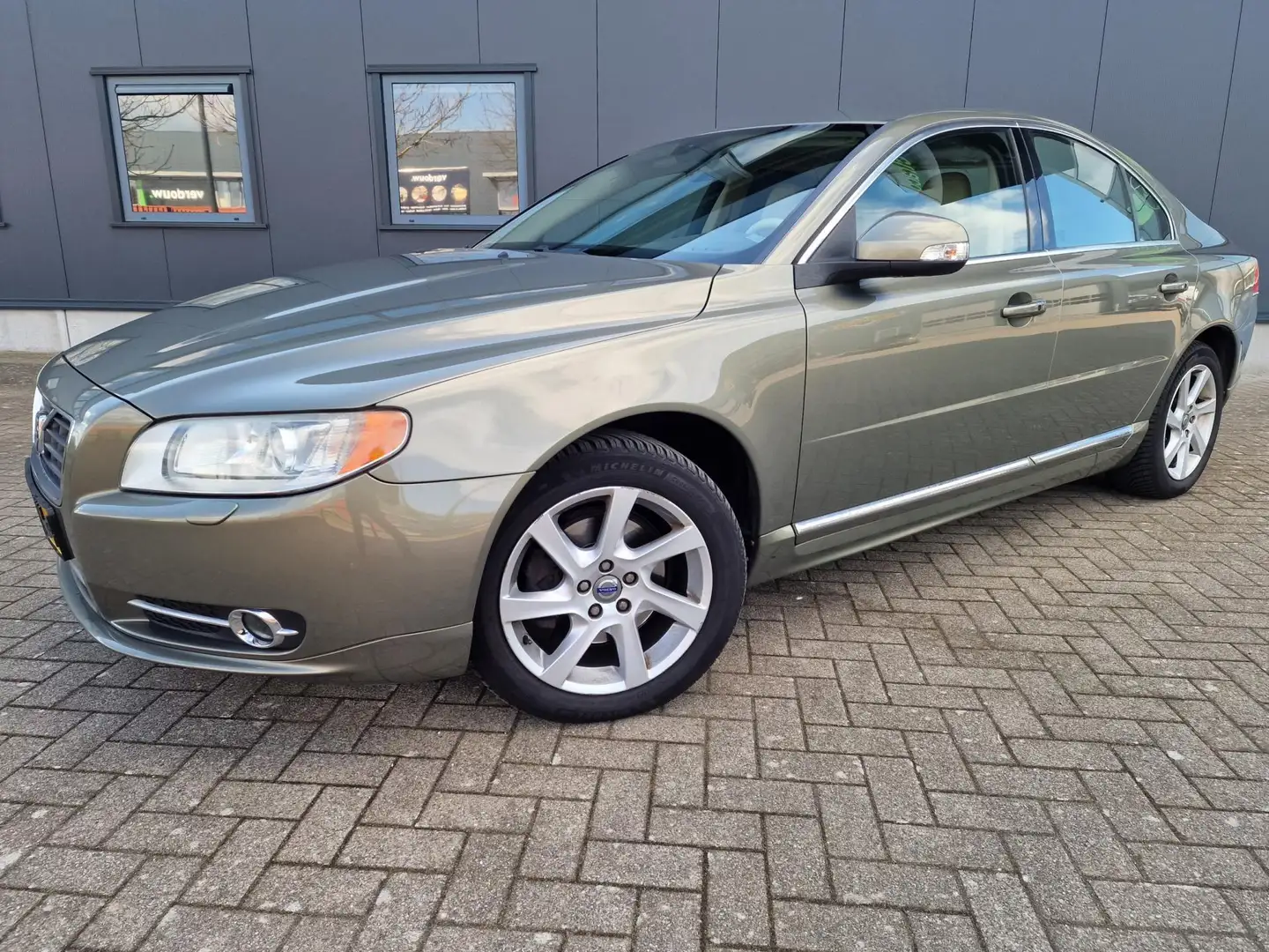Volvo S80 2.5 T Summum, netto ex BTW € 6.570, Dunaudio, bijt Zöld - 2