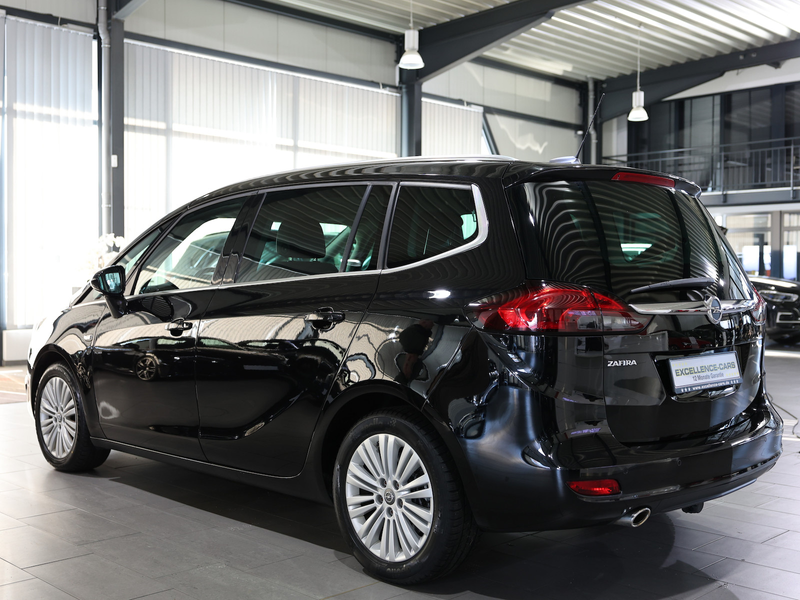 Opel Zafira C 1.6 SIDI T INNOVATION / 7-SITZER / LED — photo 9