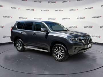 Land Cruiser 2.8 D4-D A/T 5 porte Style