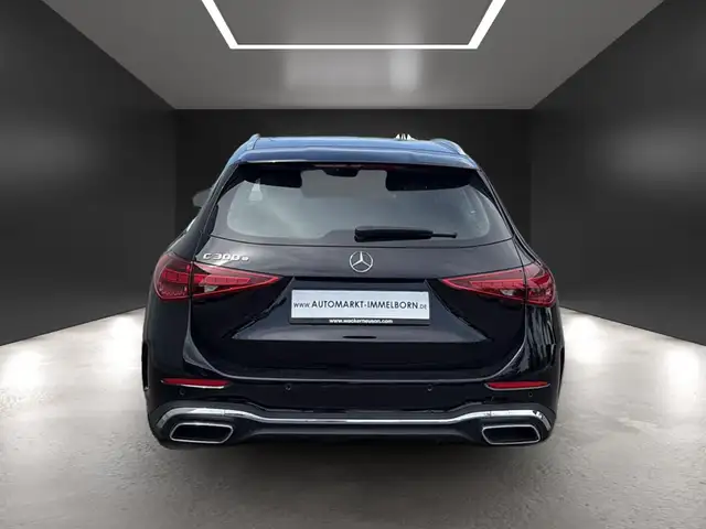 Mercedes-Benz C-Class view 10
