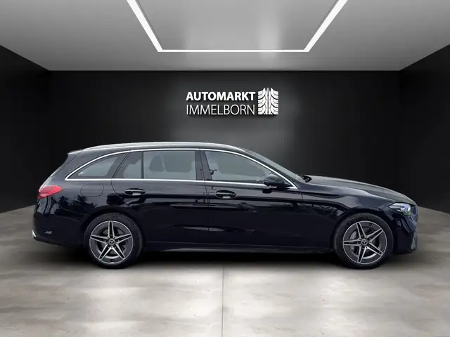 Mercedes-Benz C-Class view 11