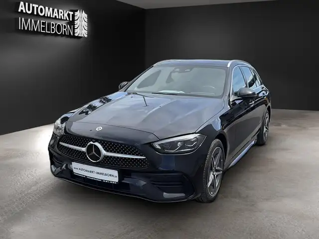 Mercedes-Benz C-Class view 3