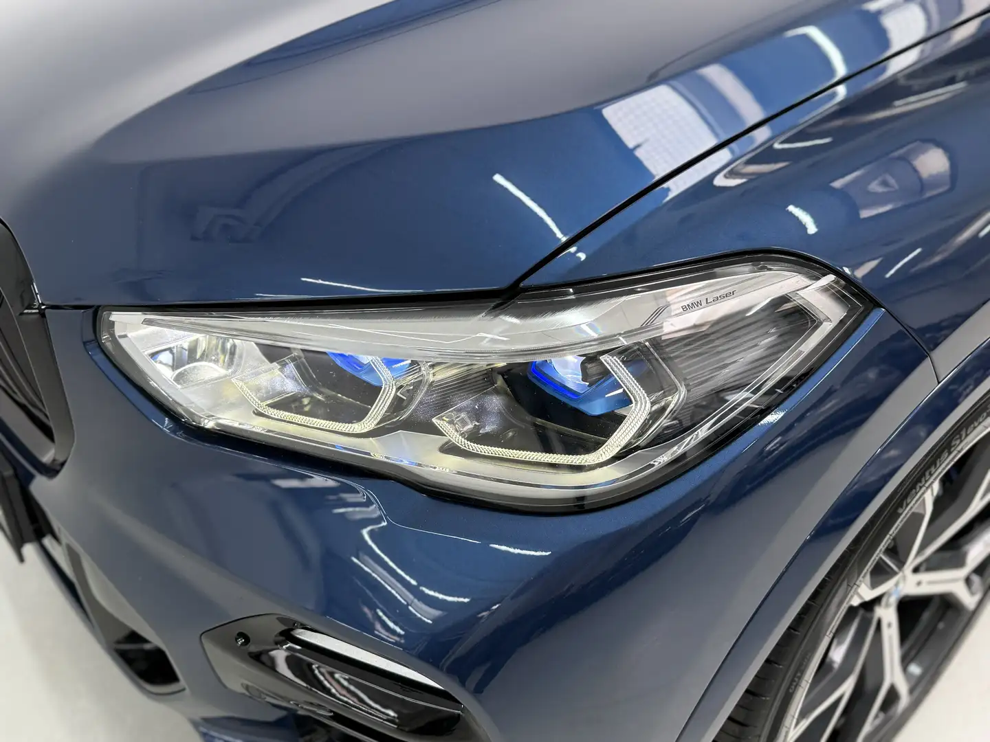 BMW X5 xDrive 30d M Sport 21" Laser Panorama SKY Lounge Blu/Azzurro - 2