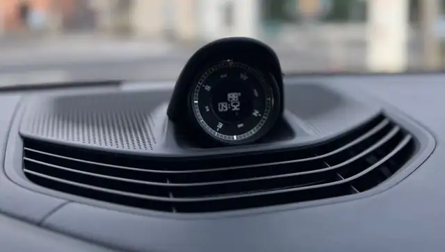 Porsche Taycan view 14