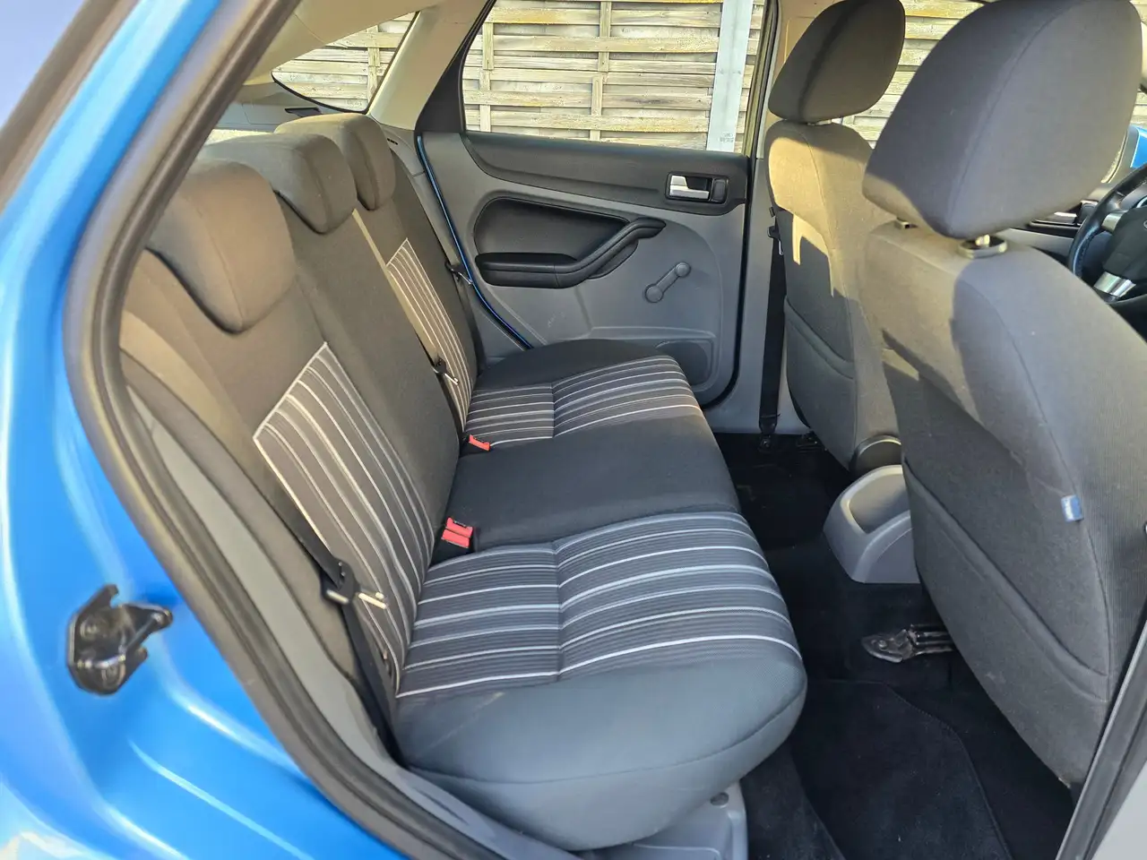 Ford Focus Style Top – Bild 19
