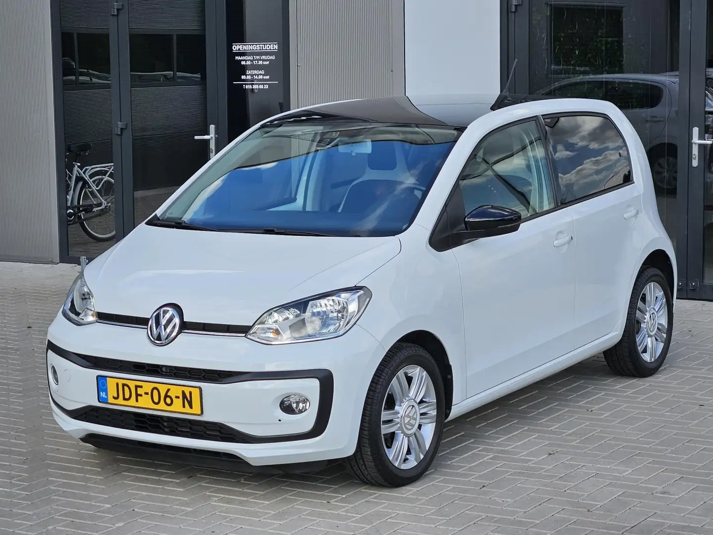 Volkswagen up! 1.0 High-UP ECC Cruise Stoelvw PDC LM15 Wit - 2