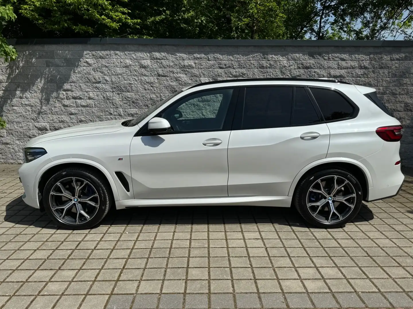 BMW X5 xDrive 30 d M Sport/Massage/Sitzklima/Soundsy Weiß - 2