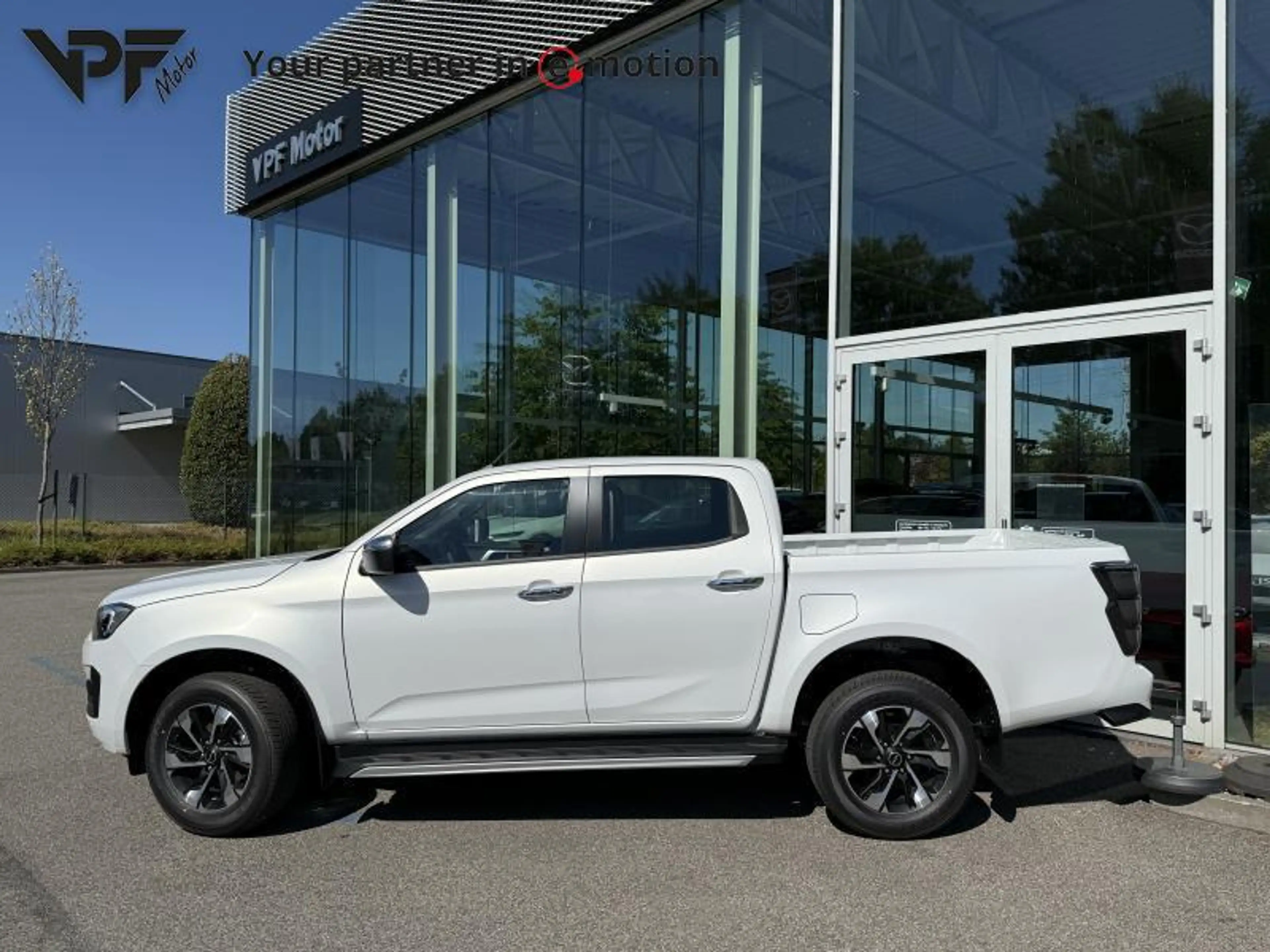 Isuzu D-Max 2.2D MY26 LSX 8traps automaat — photo 12