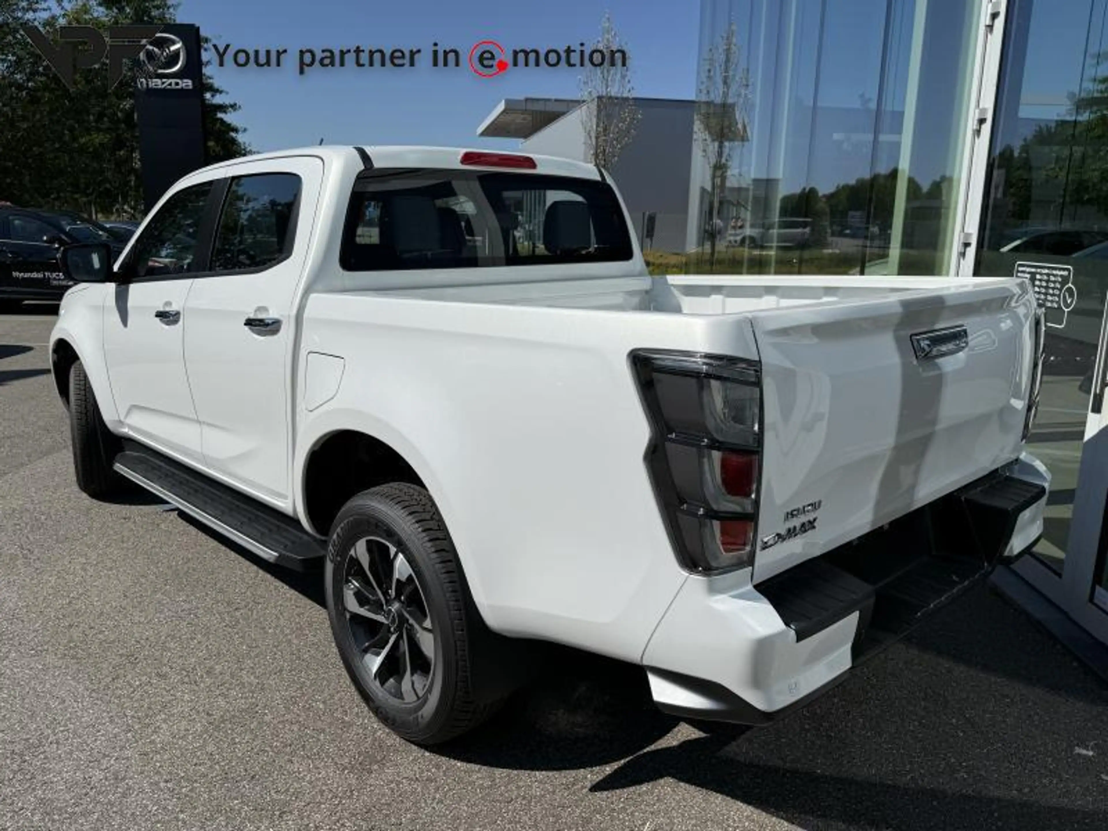 Isuzu D-Max 2.2D MY26 LSX 8traps automaat — photo 13