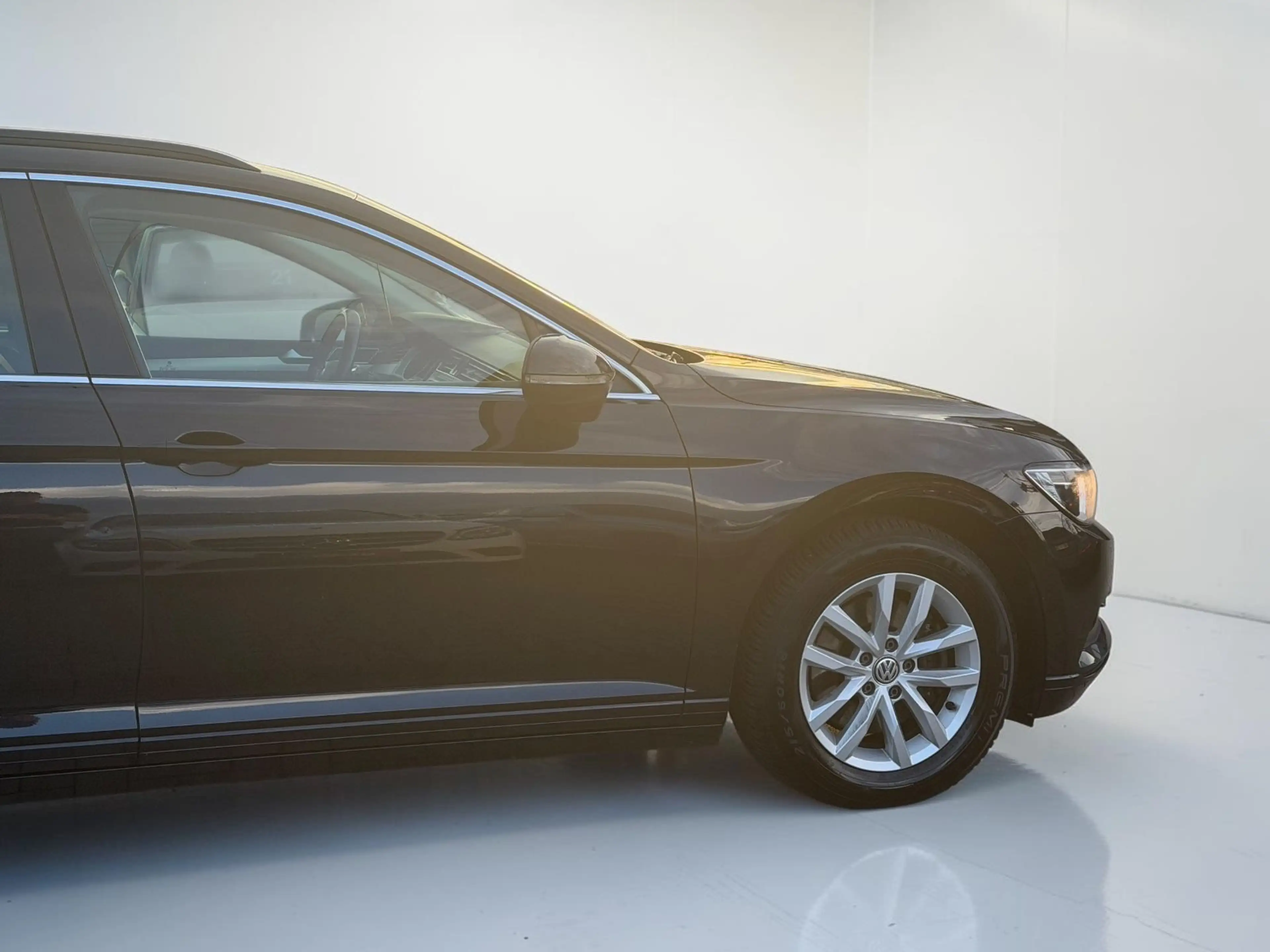 Volkswagen Passat Variant Comfortline NAVI*MASSAGE*ACC*AUT — photo 7