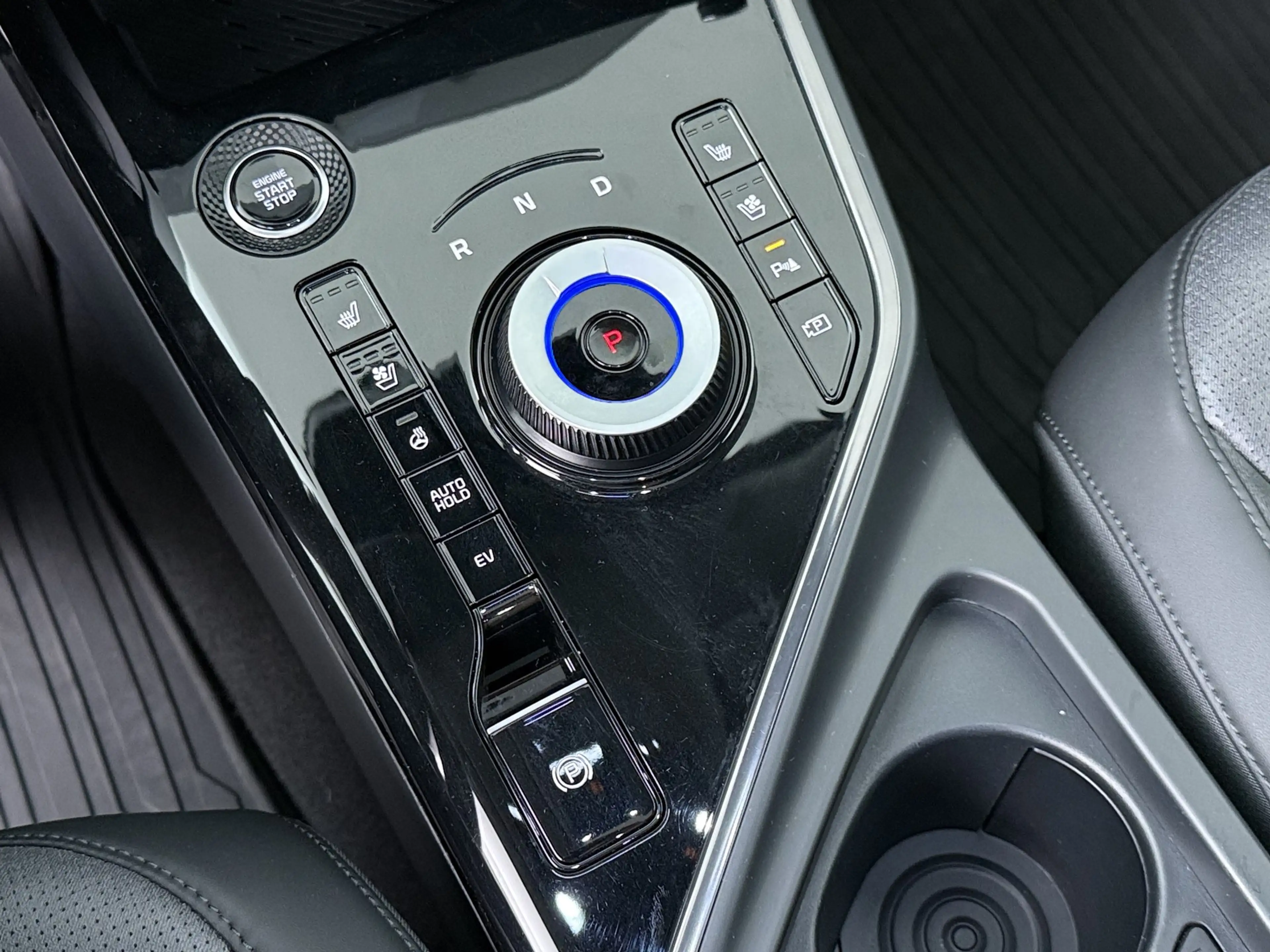 Kia Niro 1.6 GDi PHEV Plug-in Hybrid Launch Edition 183PK - — photo 39
