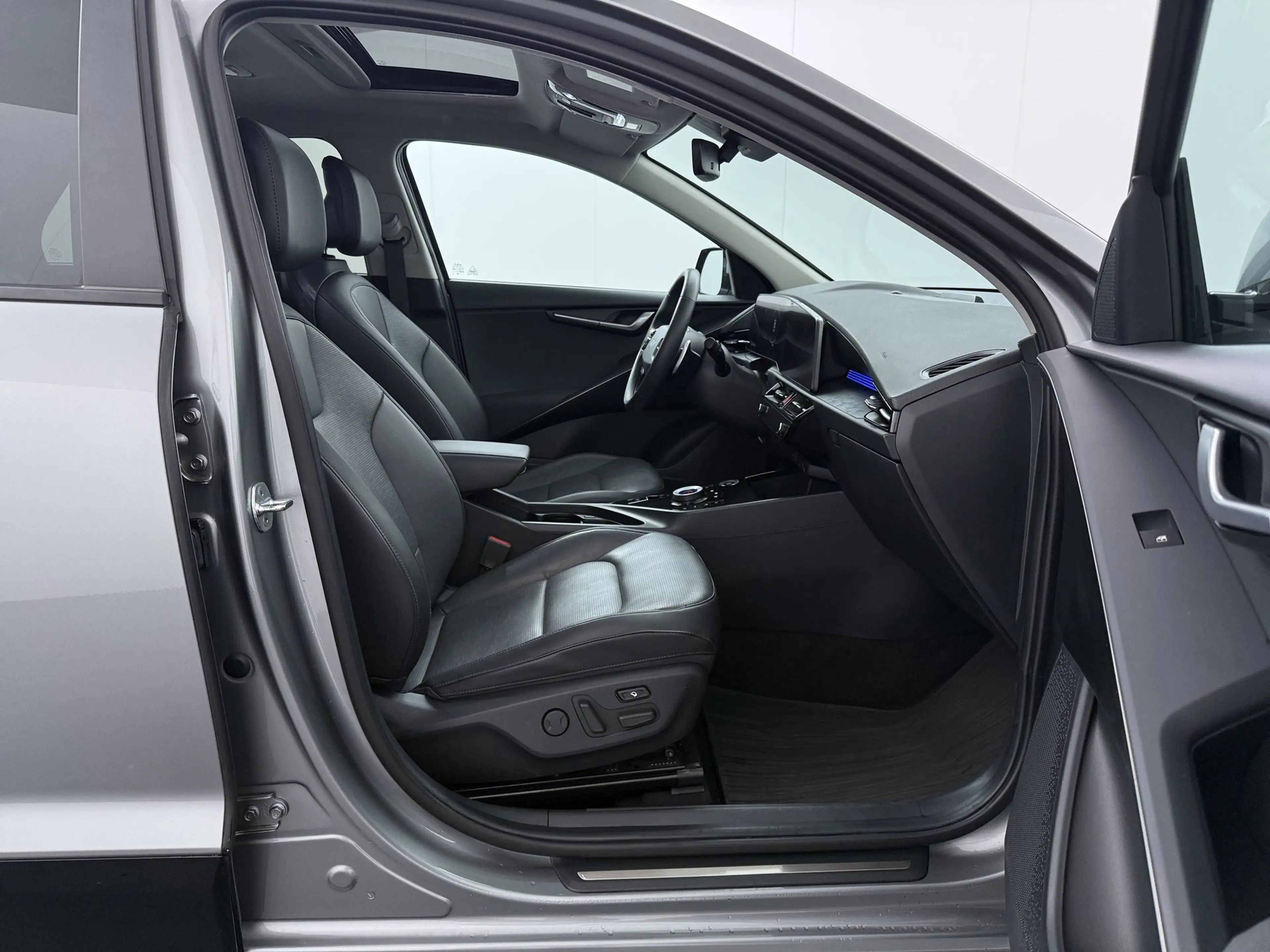 Kia Niro 1.6 GDi PHEV Plug-in Hybrid Launch Edition 183PK - — photo 21