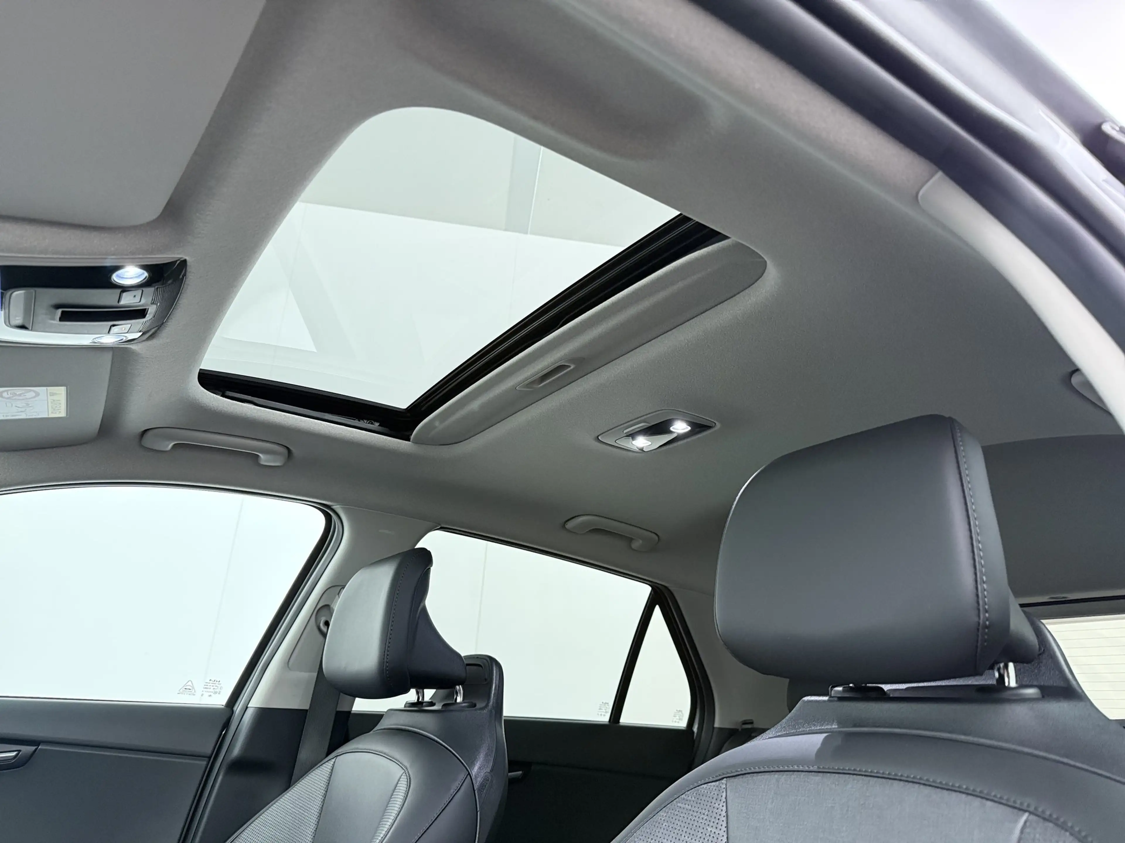 Kia Niro 1.6 GDi PHEV Plug-in Hybrid Launch Edition 183PK - — photo 46