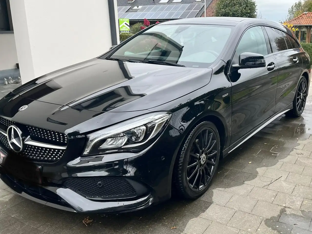 Mercedes-Benz CLA 200