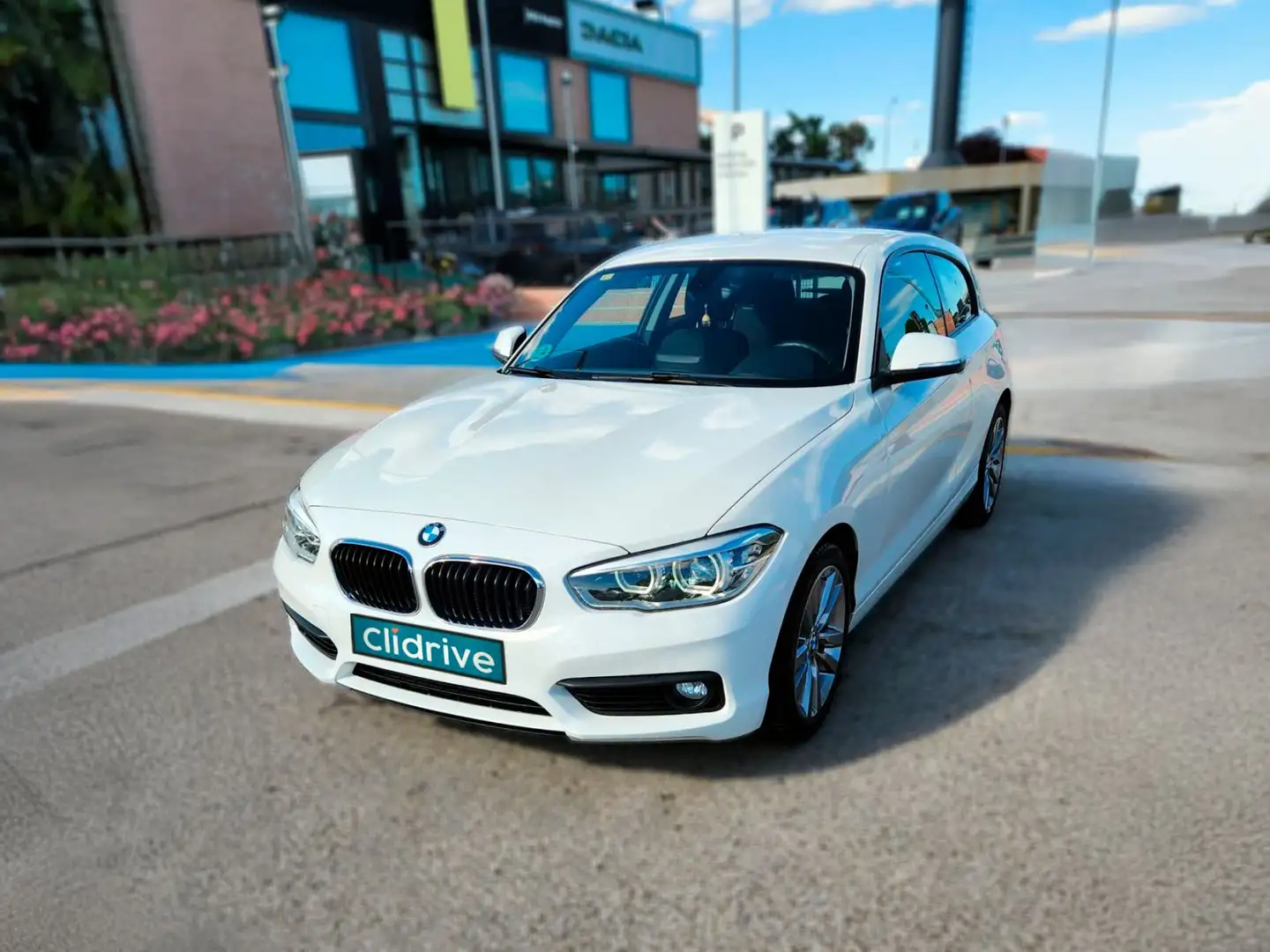 BMW 116 116d Blanc - 2