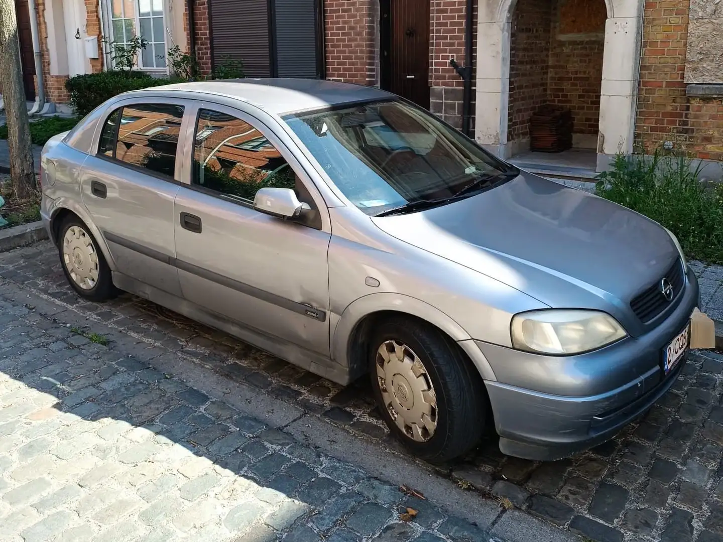 Opel Astra 1.4i XE 16v Comfort - 1