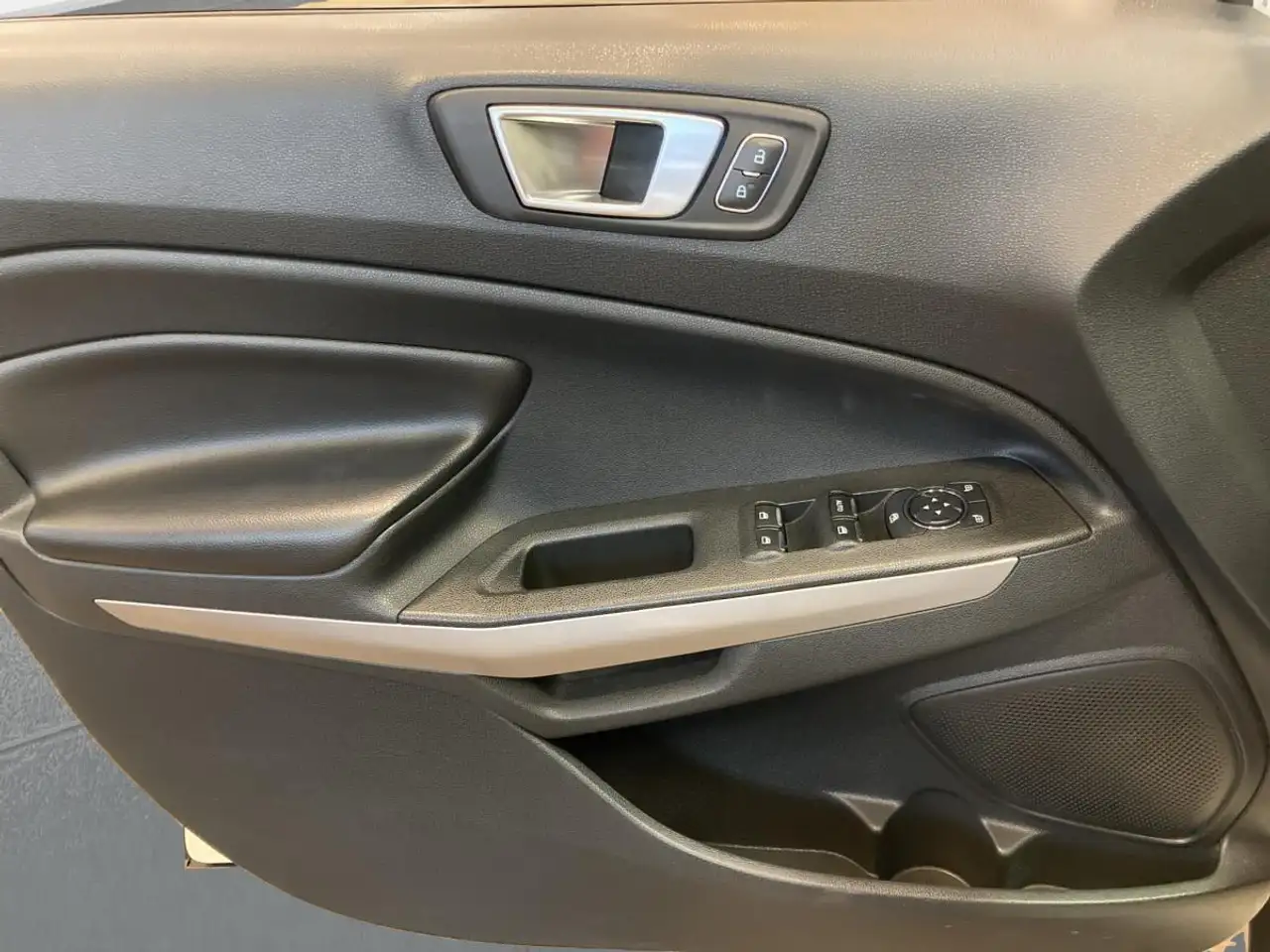 Ford EcoSport снимка Ford EcoSport