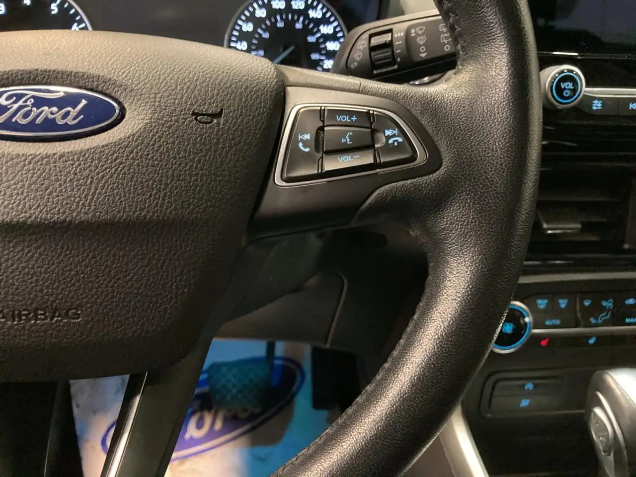 Ford EcoSport снимка Ford EcoSport