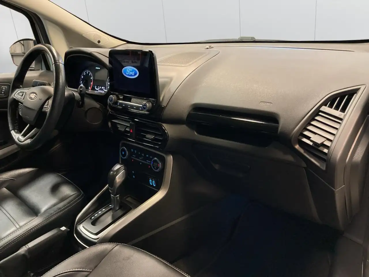 Ford EcoSport снимка Ford EcoSport